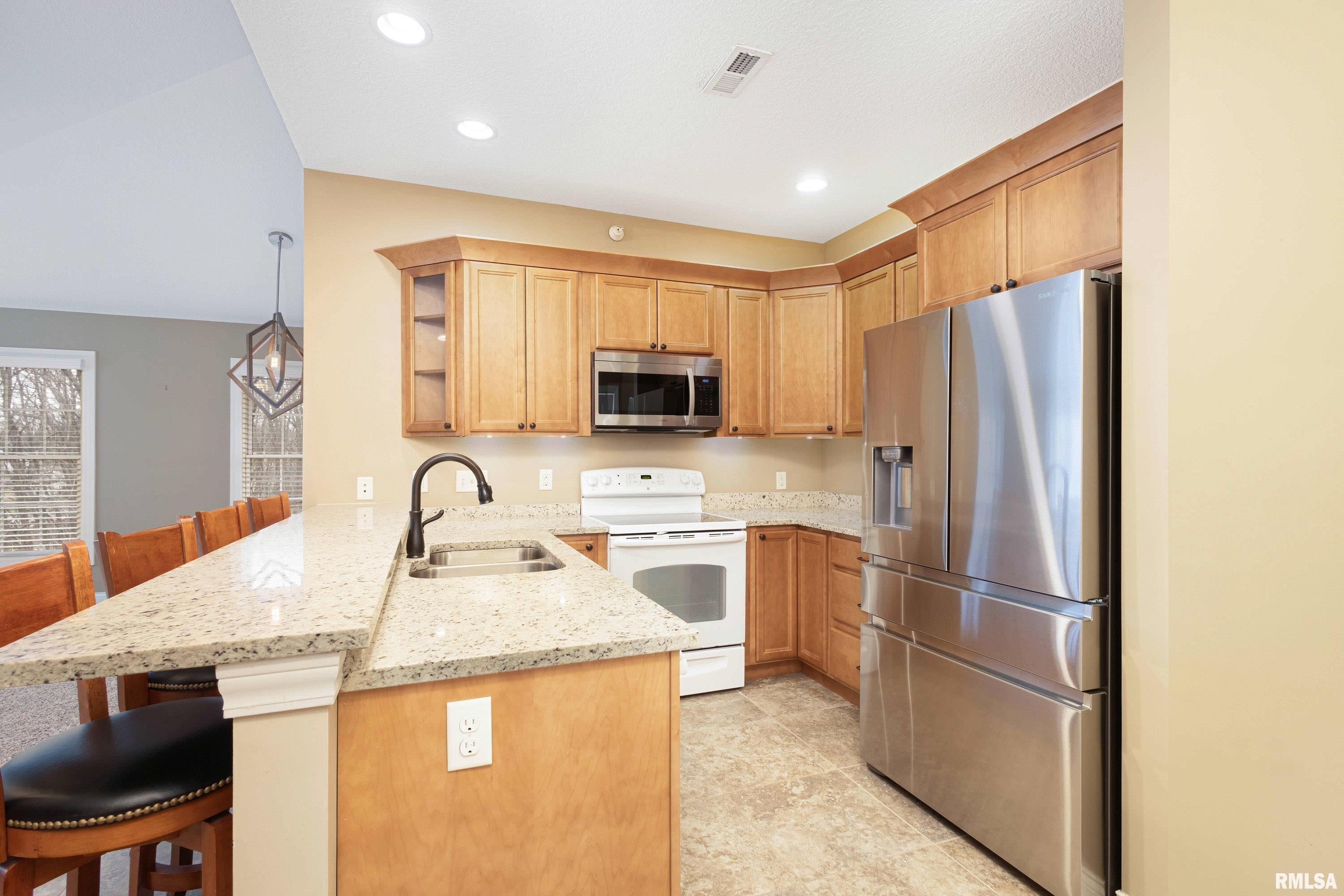 1247 E Kimberly Road #1247, Bettendorf, Iowa image 13