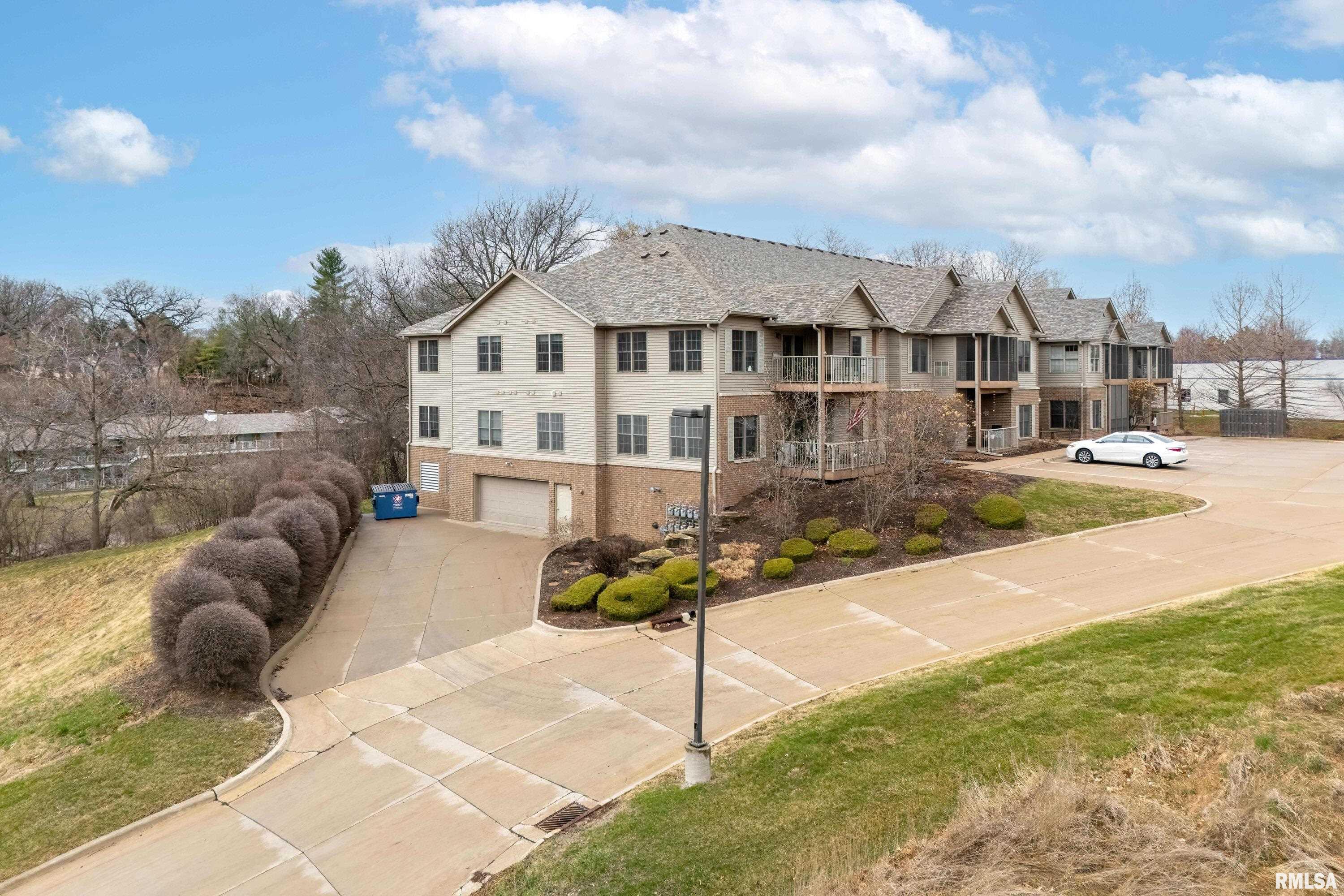 1247 E Kimberly Road #1247, Bettendorf, Iowa image 2