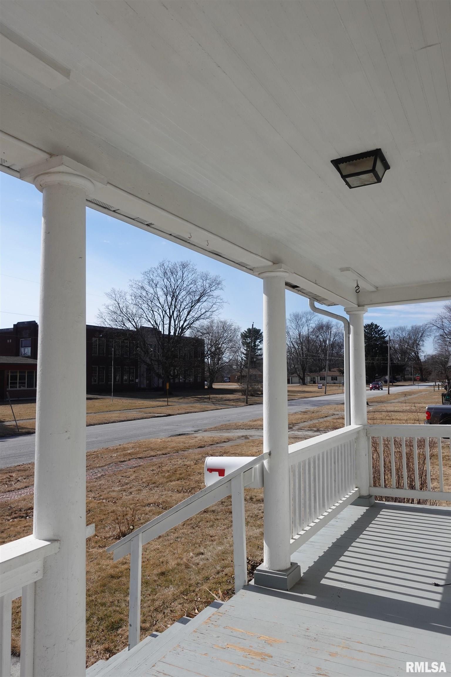 1019 W North Street, Galesburg, Illinois image 8