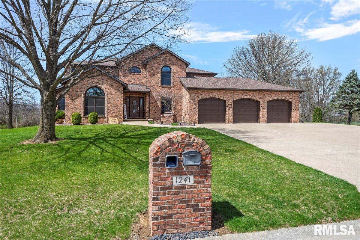 1241 Gracie Lane, Sherman, Illinois image 2