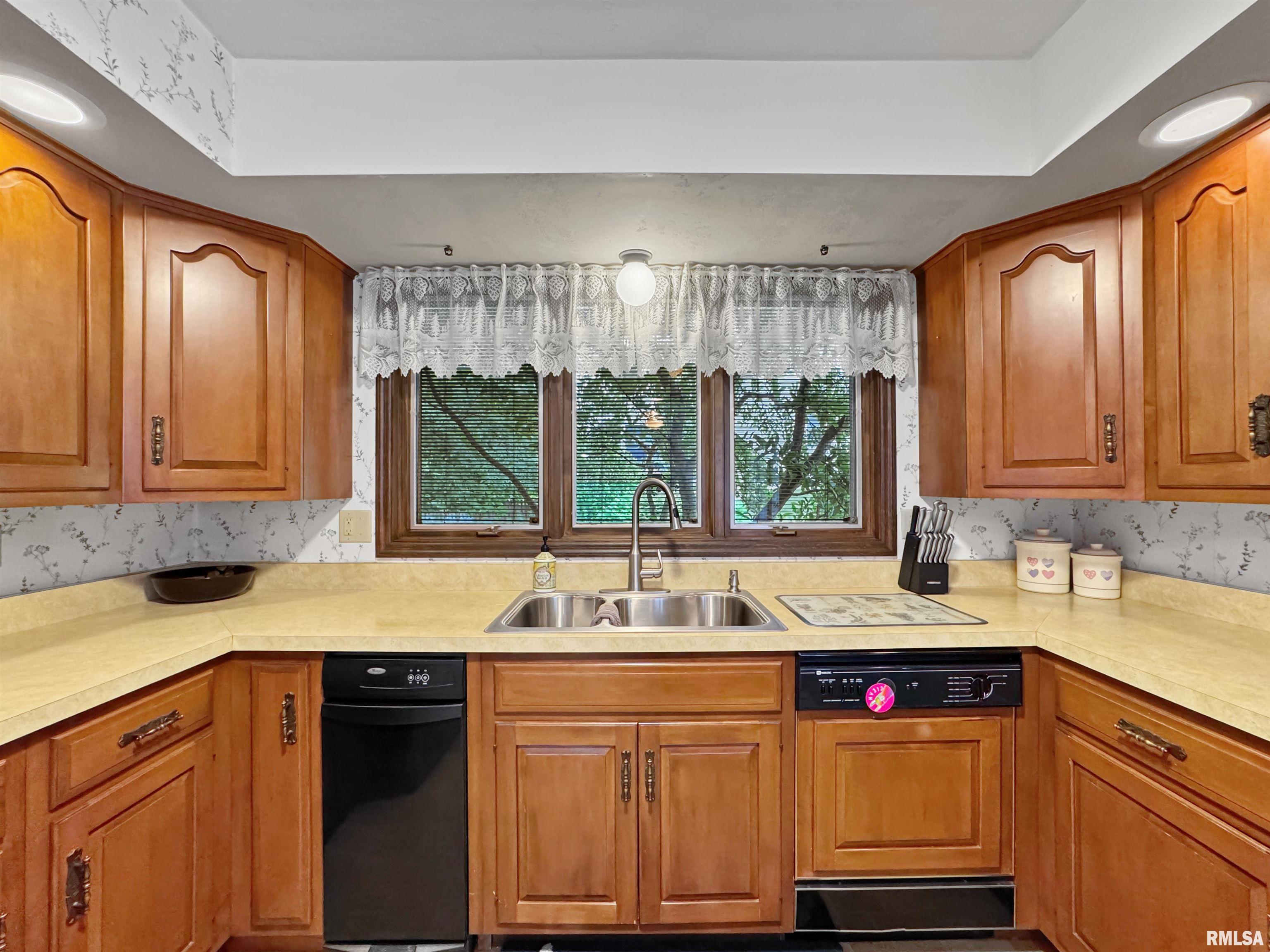 207 Windridge Drive, Washington, Illinois image 20
