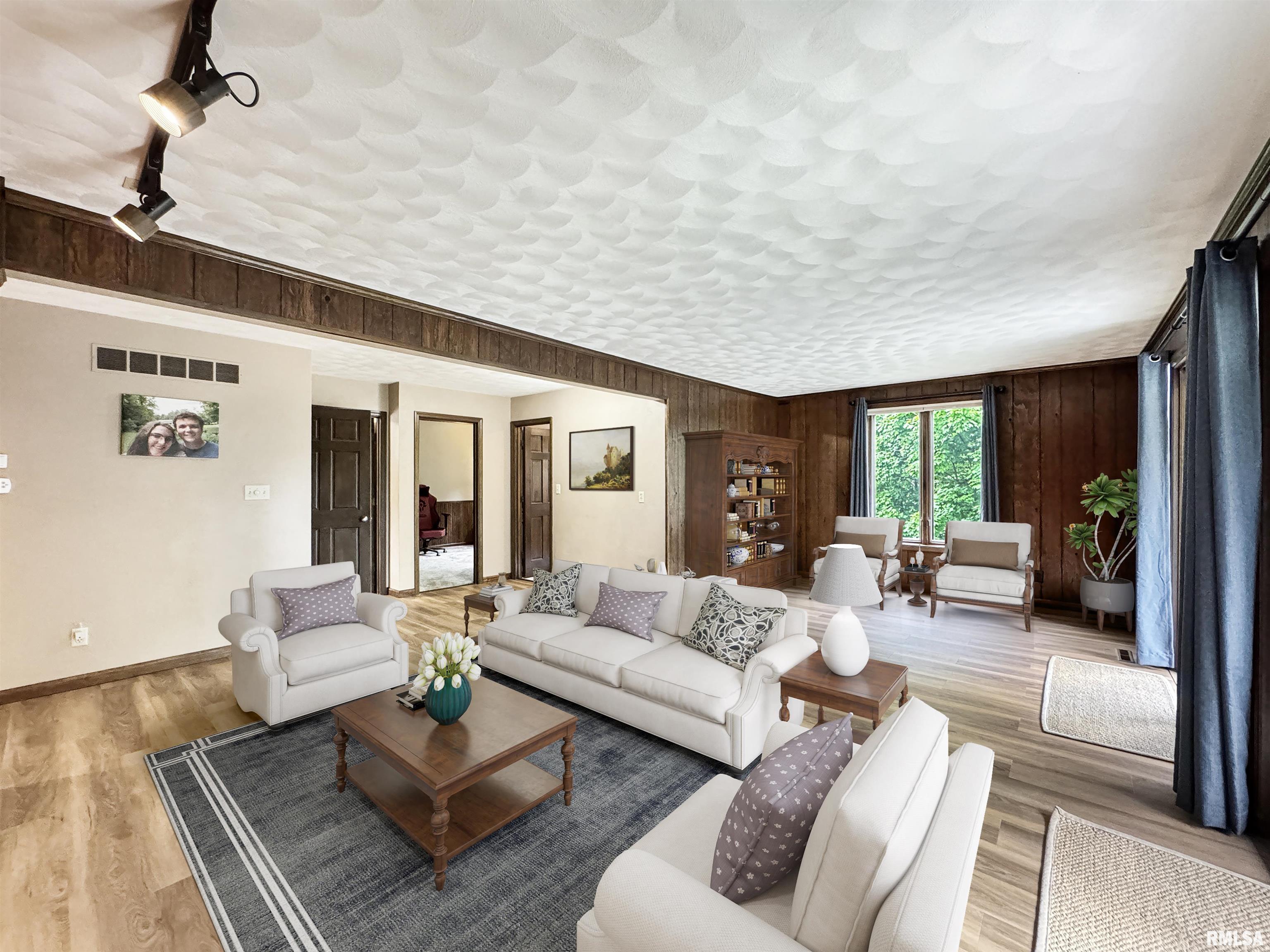 207 Windridge Drive, Washington, Illinois image 11