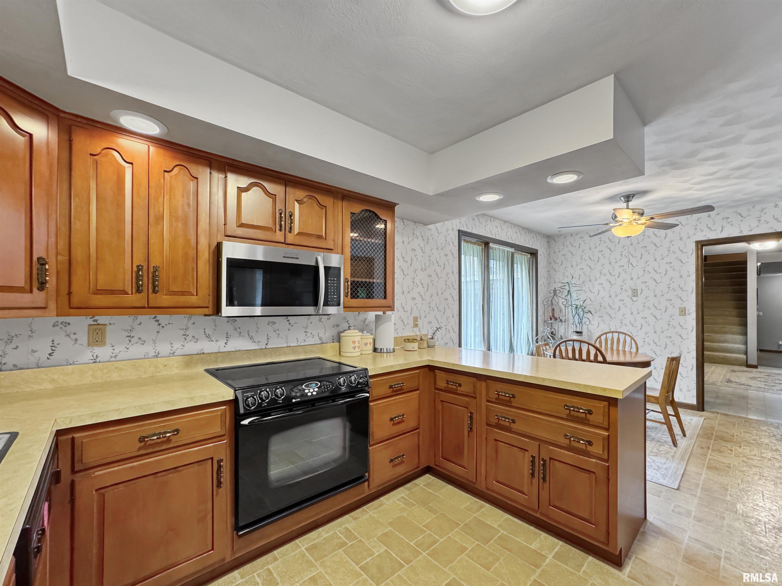 207 Windridge Drive, Washington, Illinois image 17