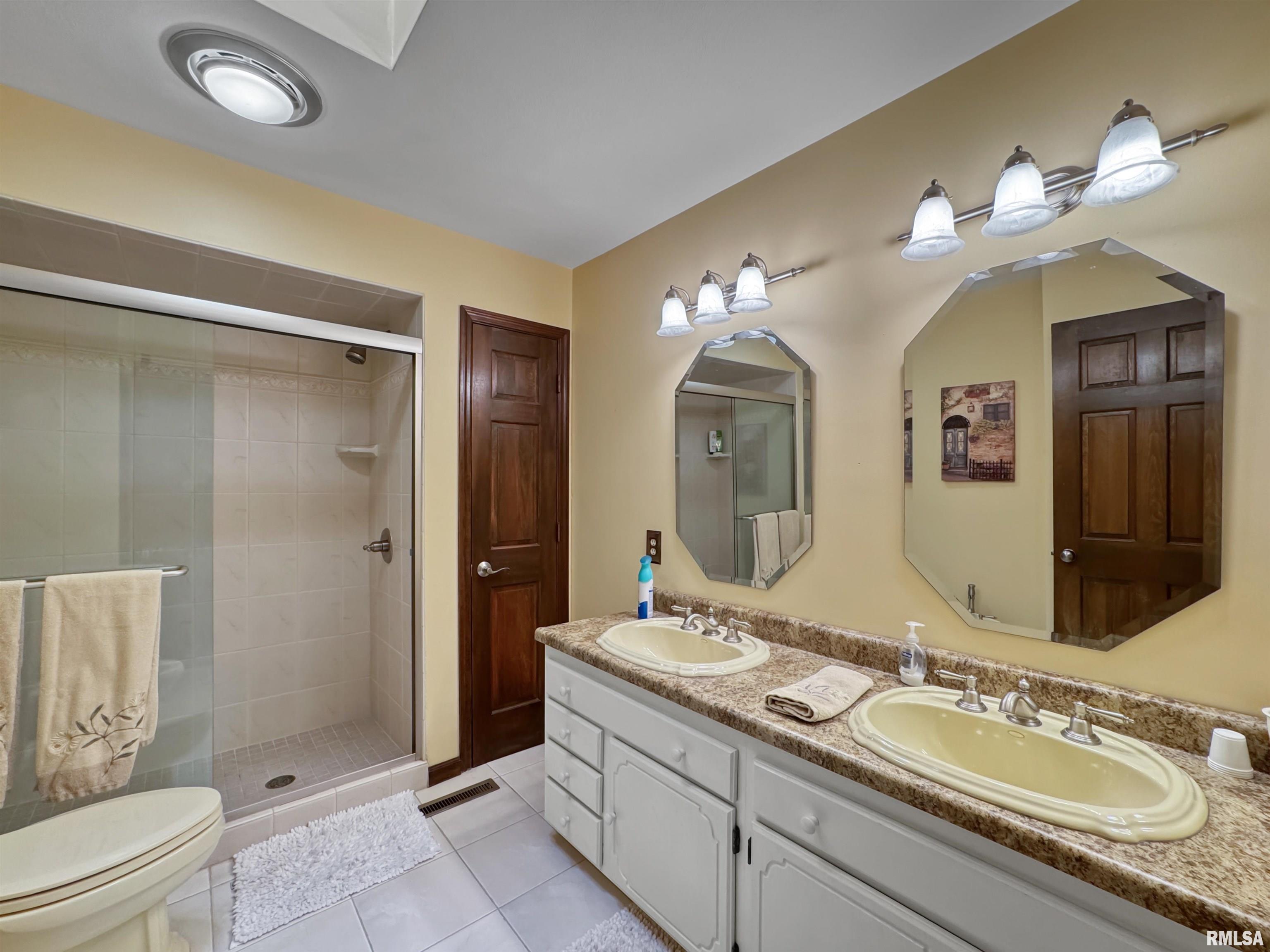 207 Windridge Drive, Washington, Illinois image 40