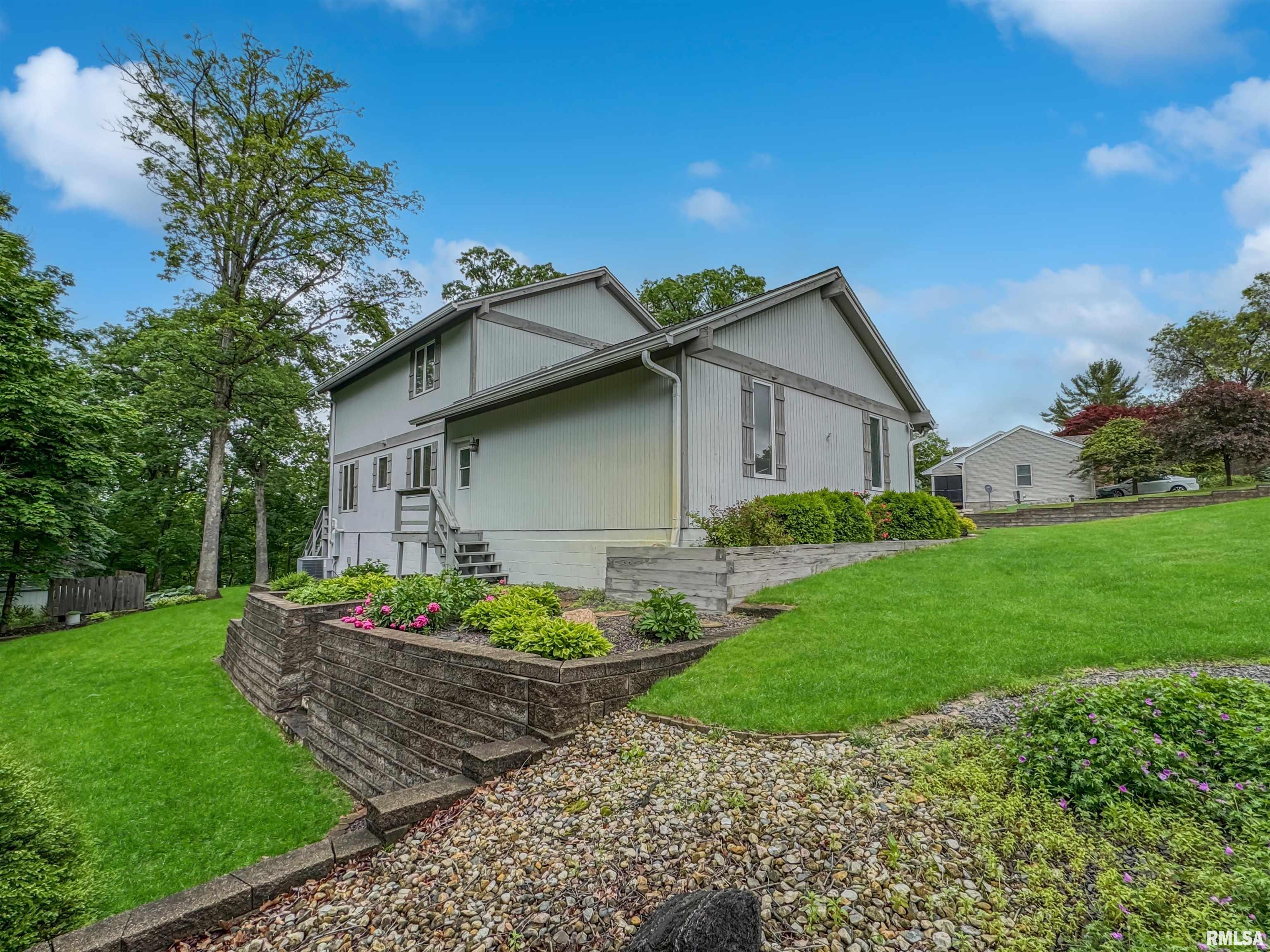 207 Windridge Drive, Washington, Illinois image 4