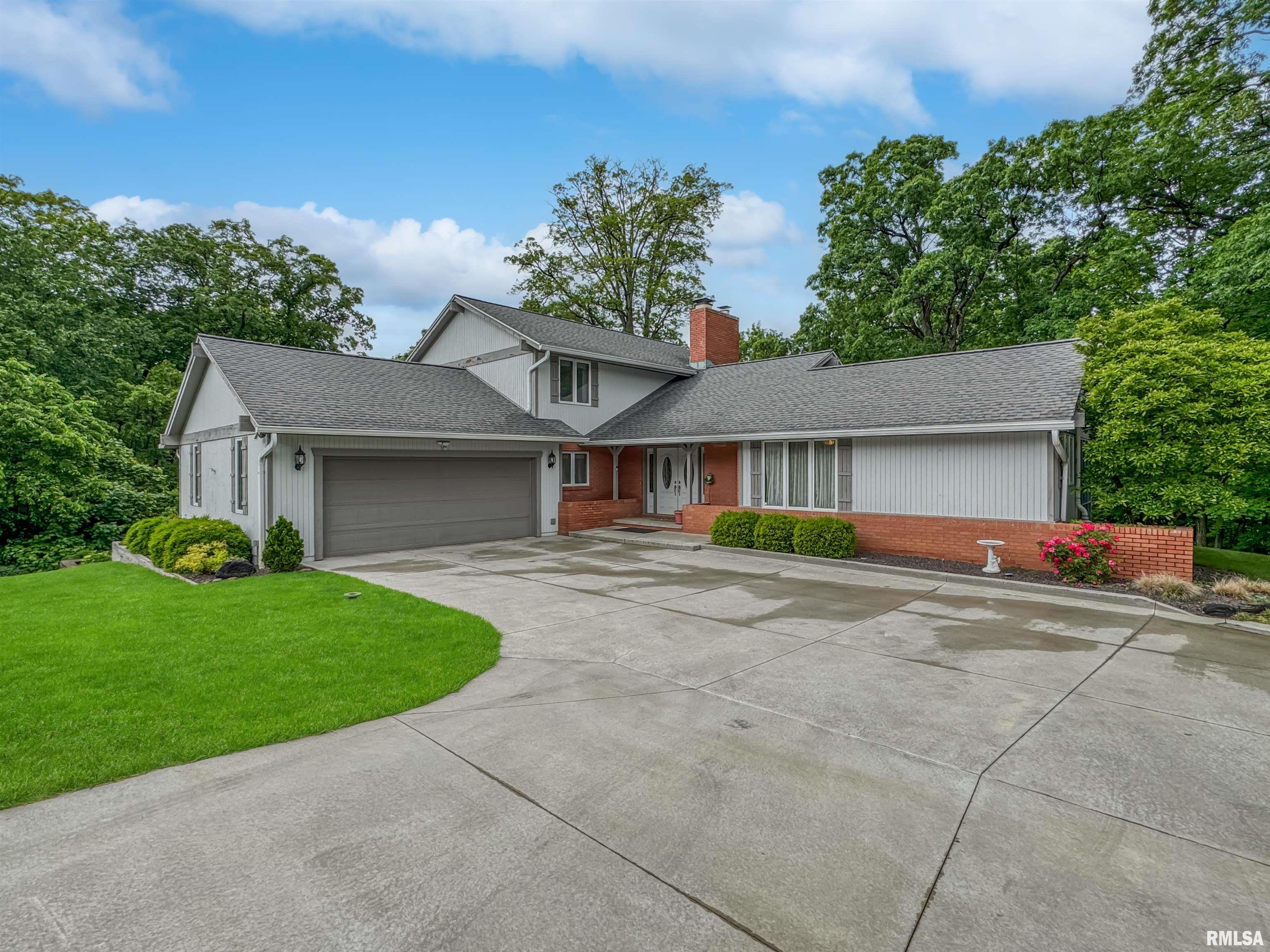 207 Windridge Drive, Washington, Illinois image 3