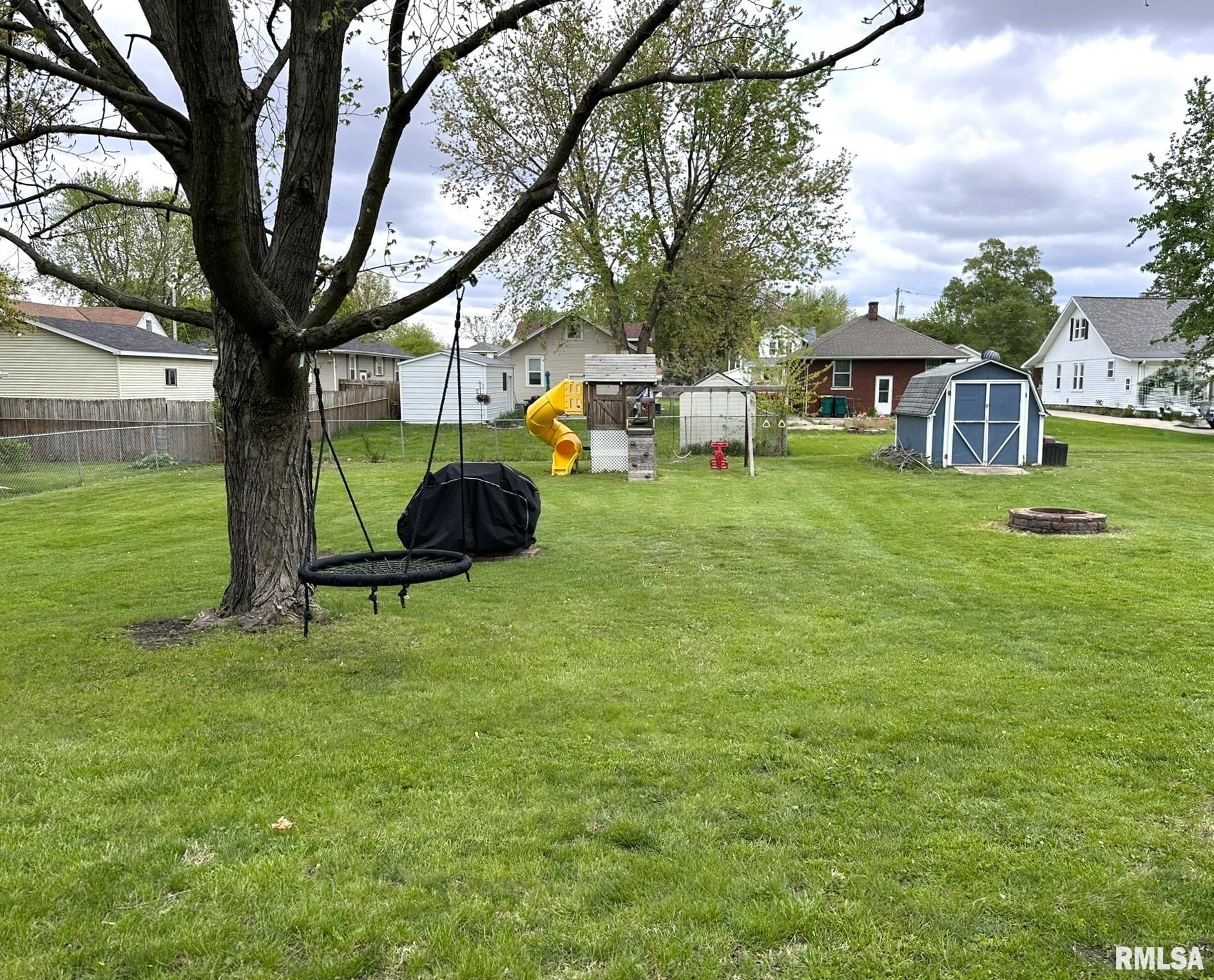 1755 Robertson Avenue, Galesburg, Illinois image 9