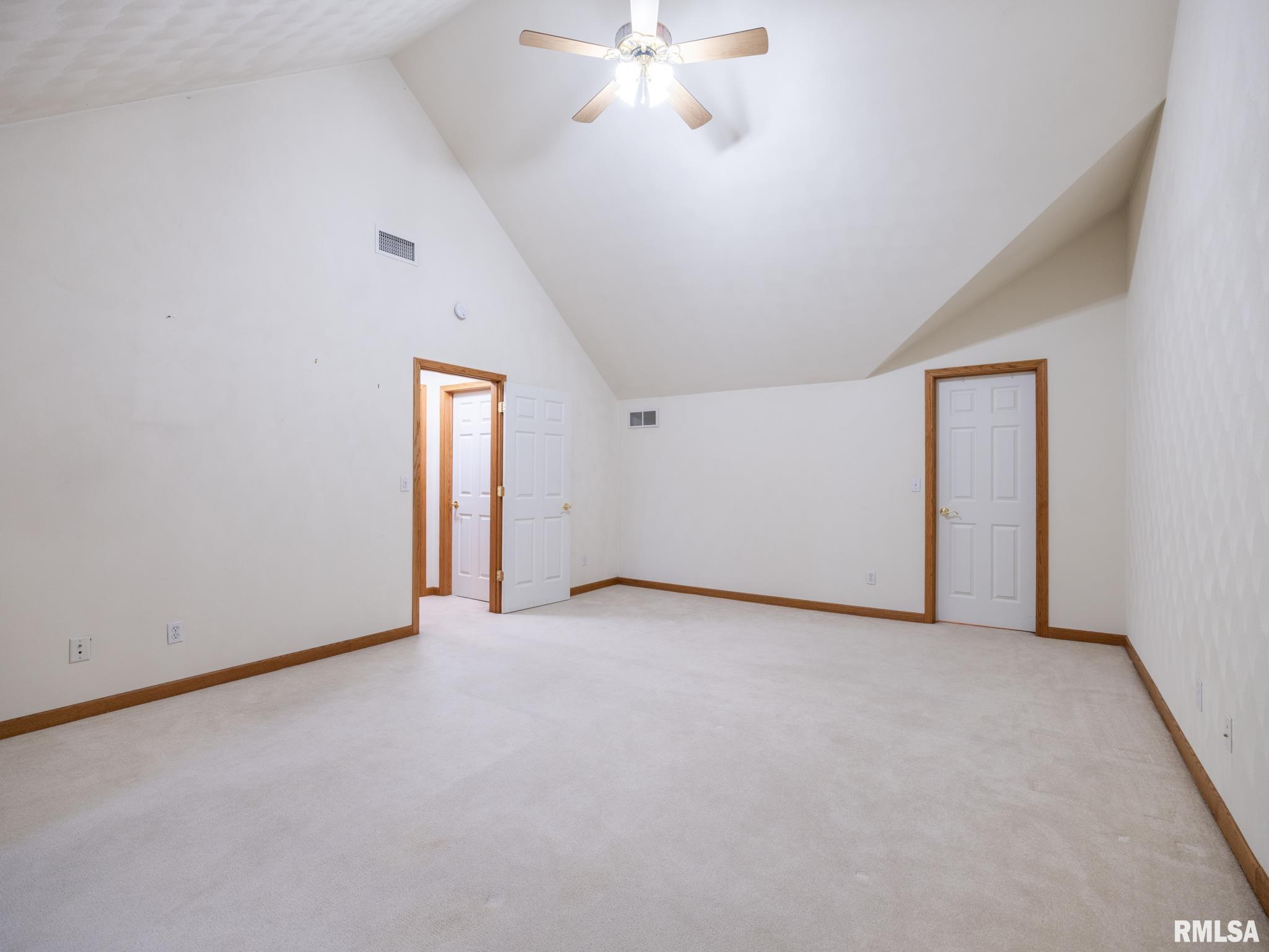 1909 Dane Kelsey Drive, Pekin, Illinois image 39