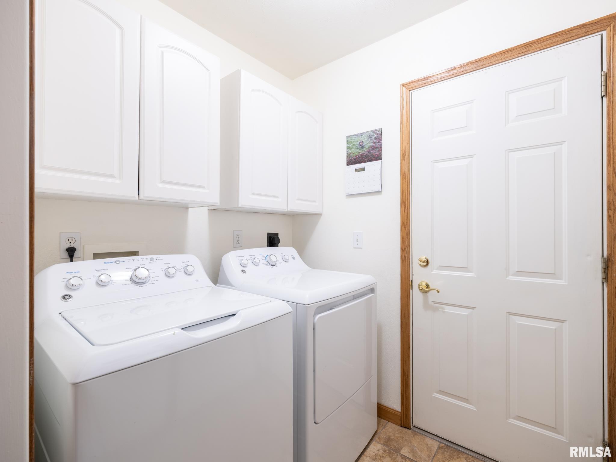 1909 Dane Kelsey Drive, Pekin, Illinois image 30