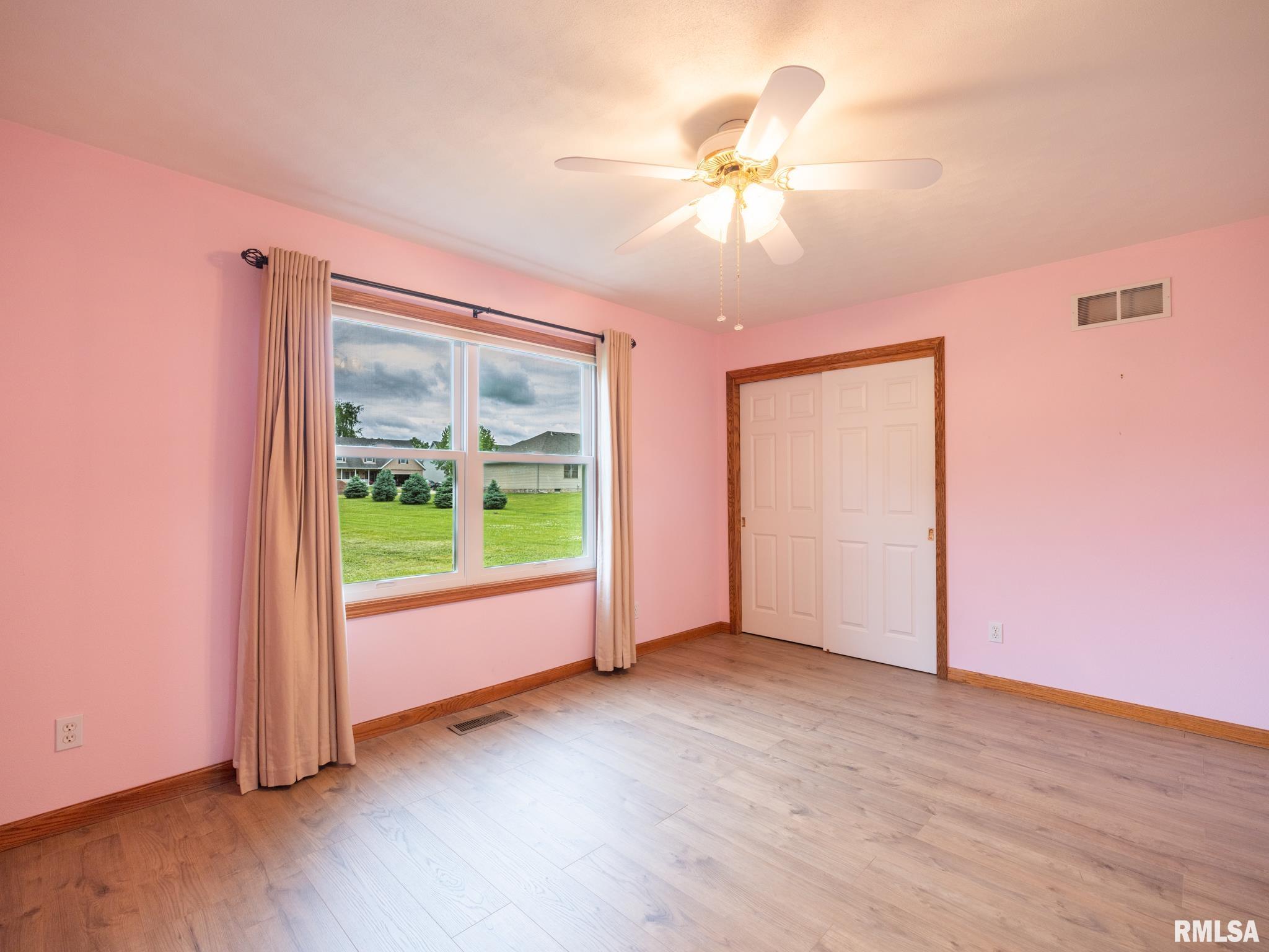 1909 Dane Kelsey Drive, Pekin, Illinois image 31