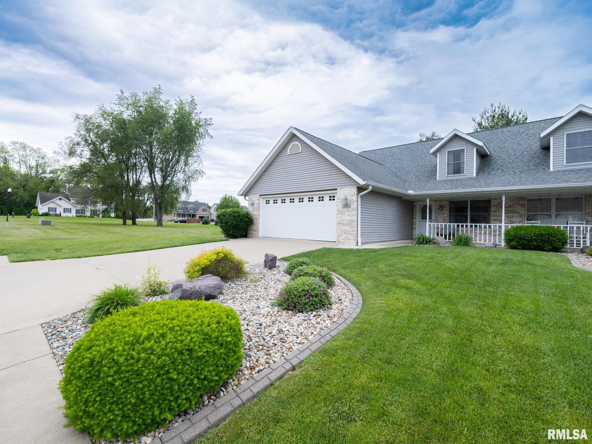 1909 Dane Kelsey Drive, Pekin, Illinois image 7