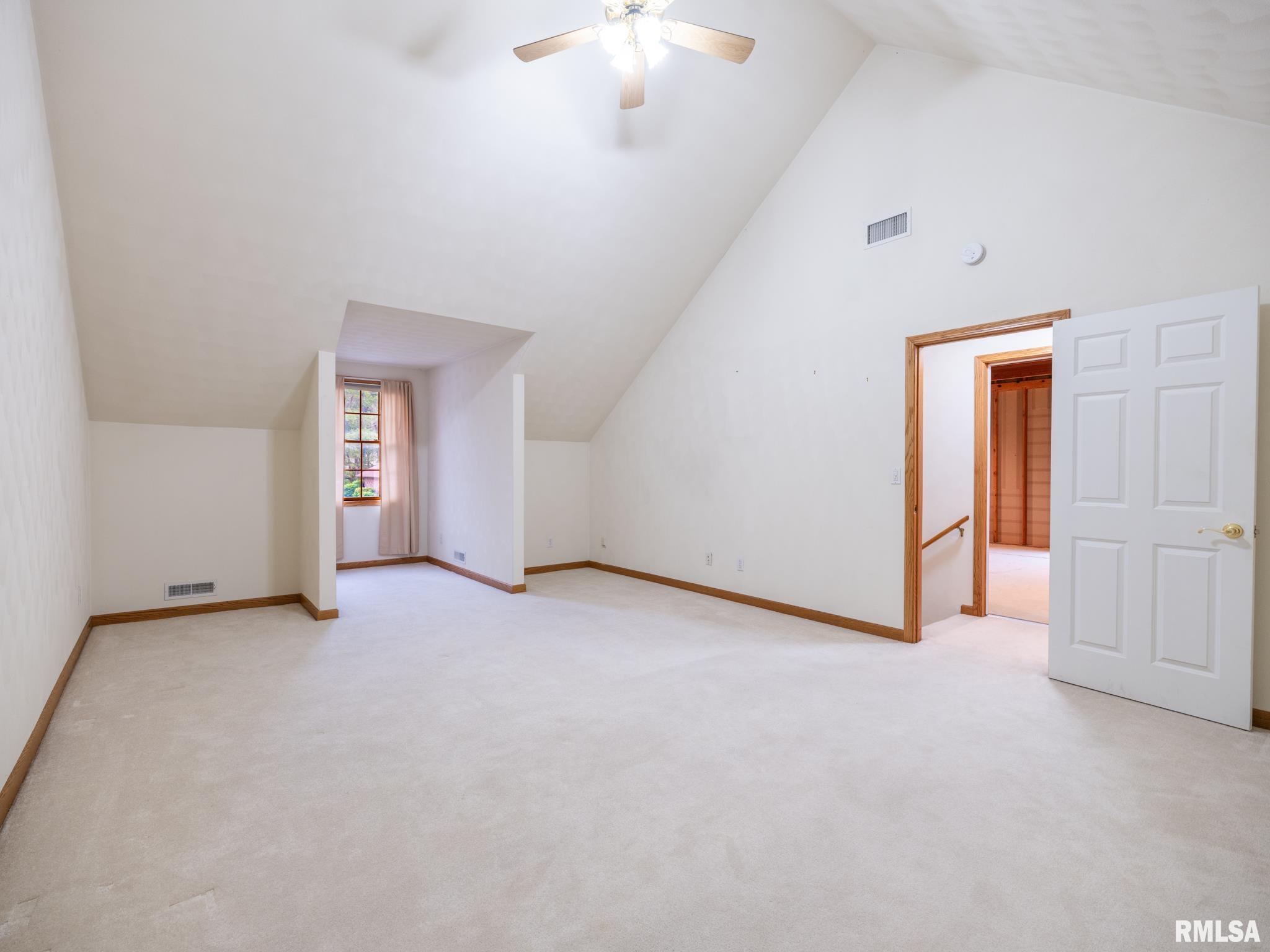 1909 Dane Kelsey Drive, Pekin, Illinois image 38