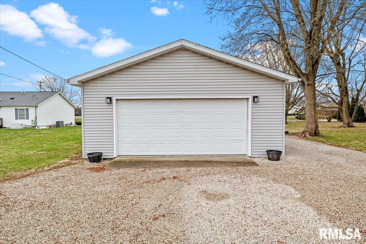 408 S Campbell Street, Edinburg, Illinois image 36