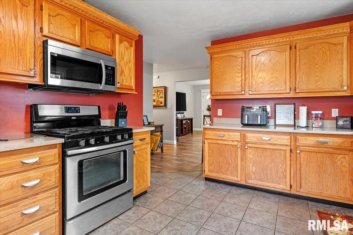 408 S Campbell Street, Edinburg, Illinois image 10