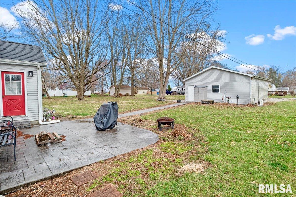 408 S Campbell Street, Edinburg, Illinois image 30