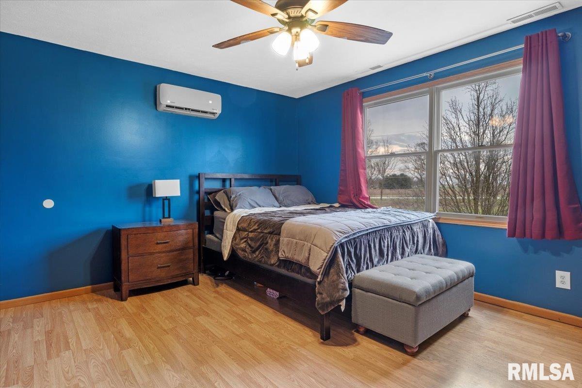 408 S Campbell Street, Edinburg, Illinois image 23