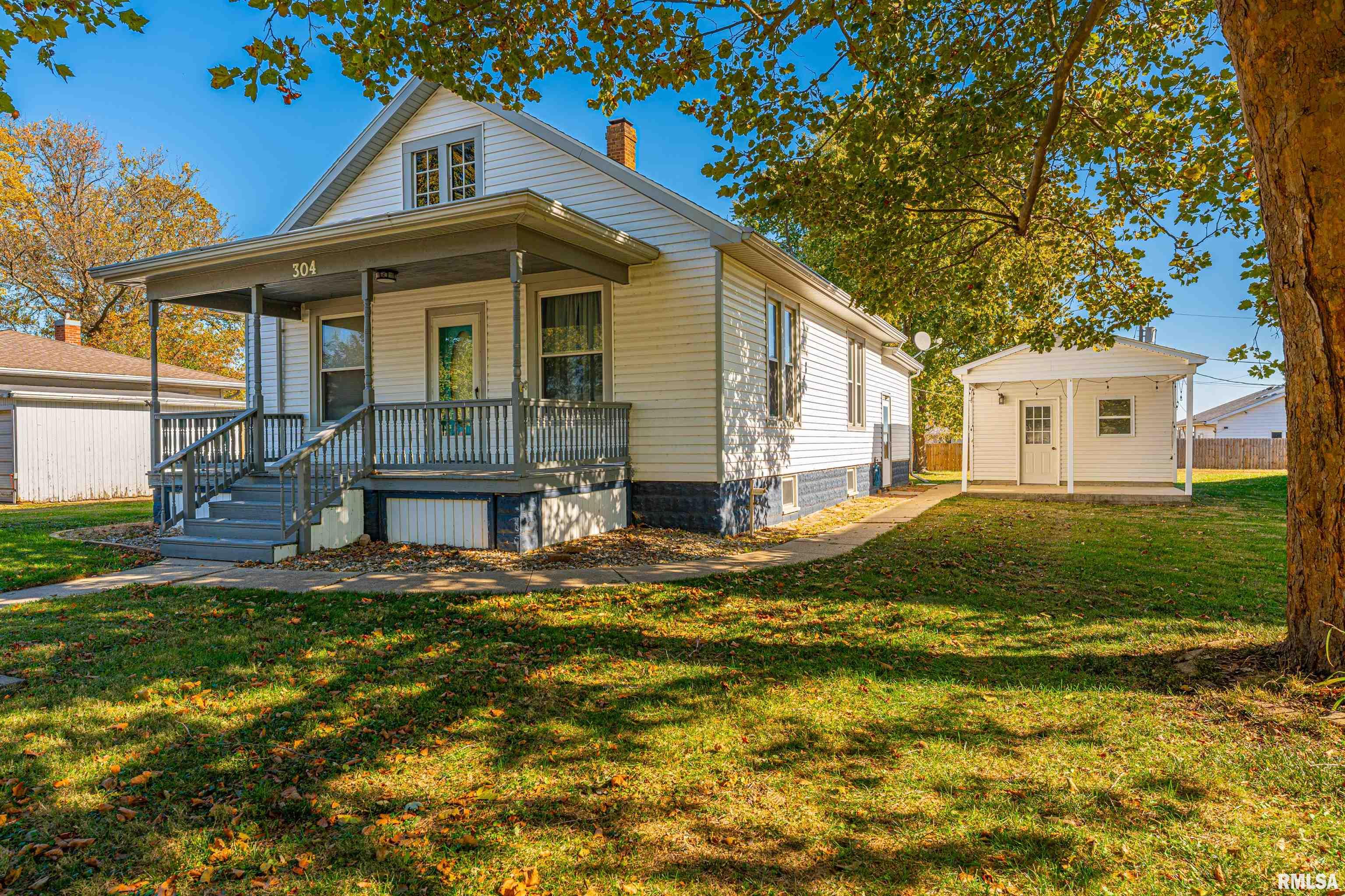 304 N WASHINGTON Street