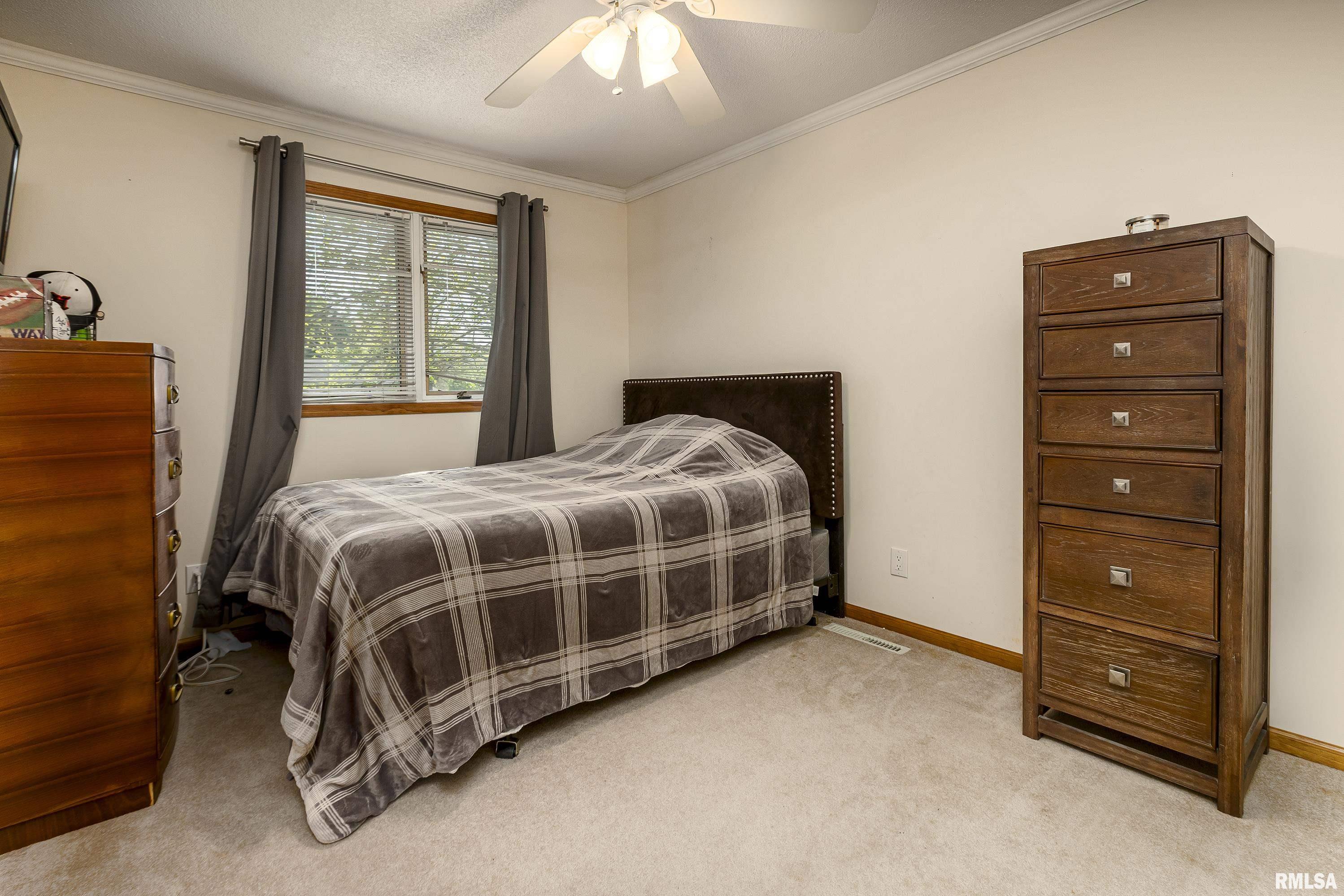 708 Woodland Avenue, Herrin, Illinois image 23
