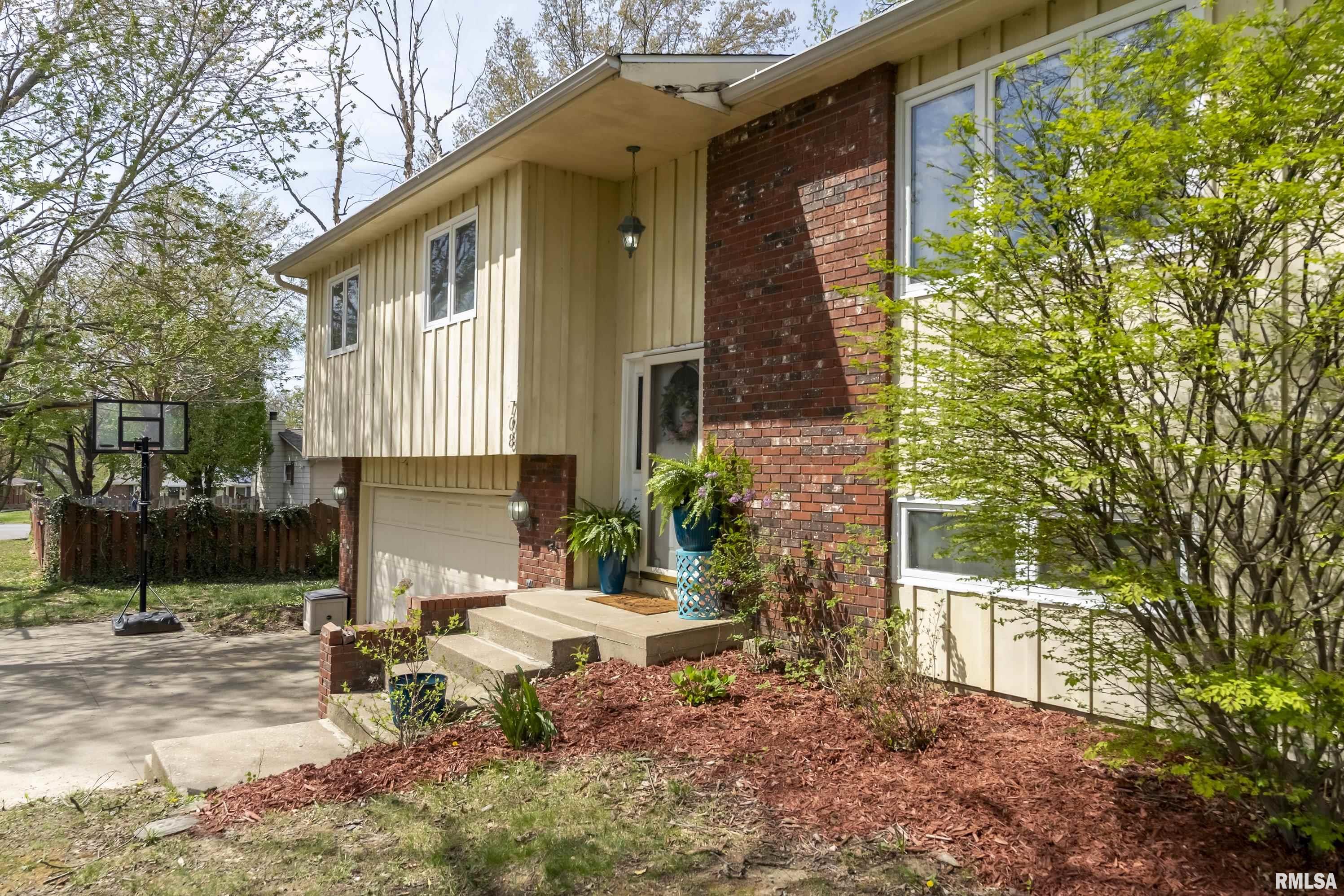 708 Woodland Avenue, Herrin, Illinois image 2