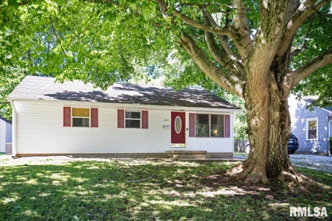 Homes For Sale - 1720 W Glenn Avenue<br/> Springfield, IL 62704