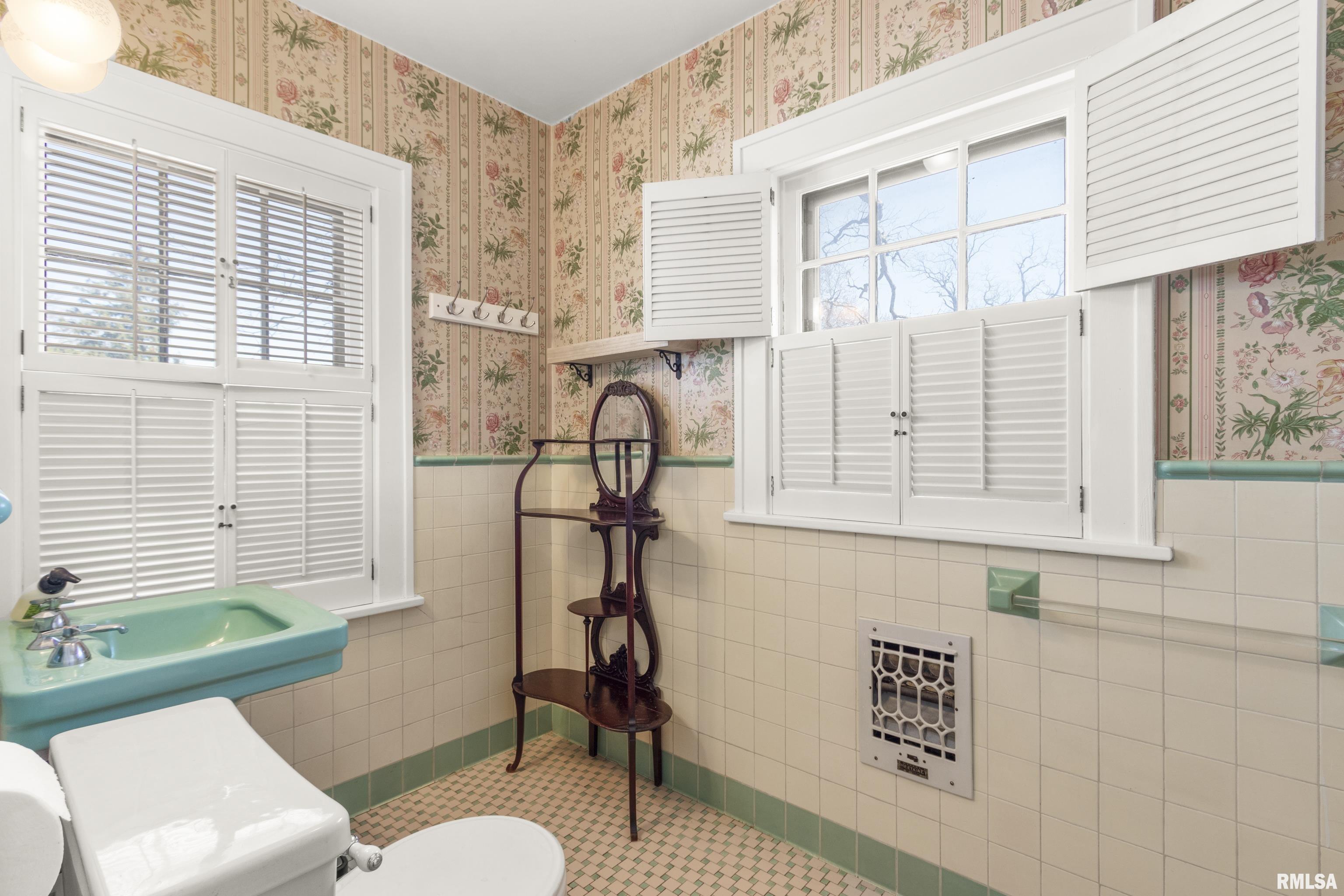 3923 N Knoxville Avenue, Peoria, Illinois image 15