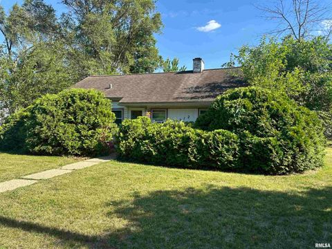 Homes For Sale - 2212 W Dennis Court<br/> Peoria County, Peoria, IL 61604