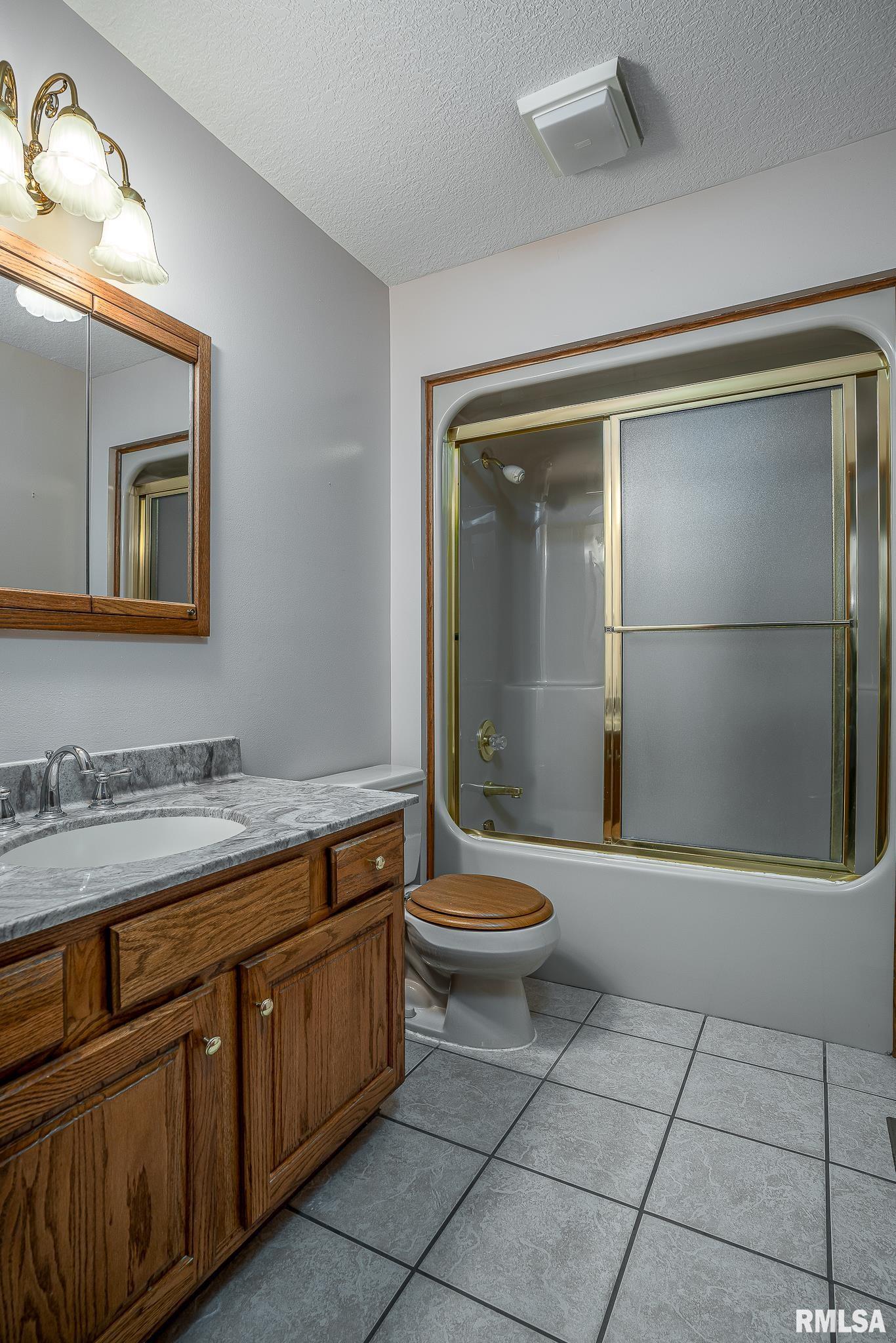 901 E 6th Street, Coal Valley, Illinois image 16