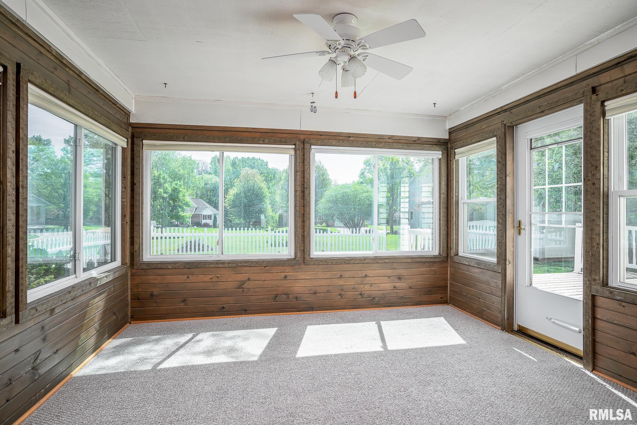 901 E 6th Street, Coal Valley, Illinois image 10