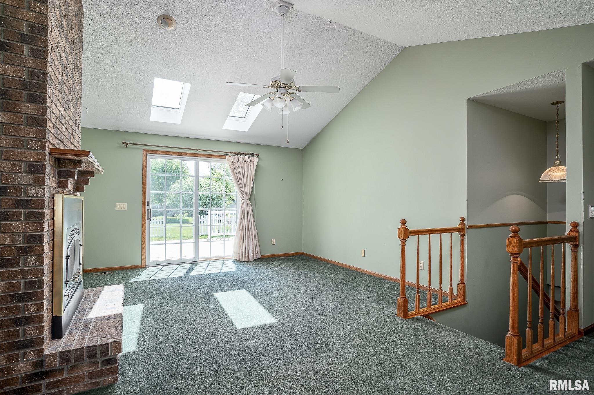 901 E 6th Street, Coal Valley, Illinois image 5