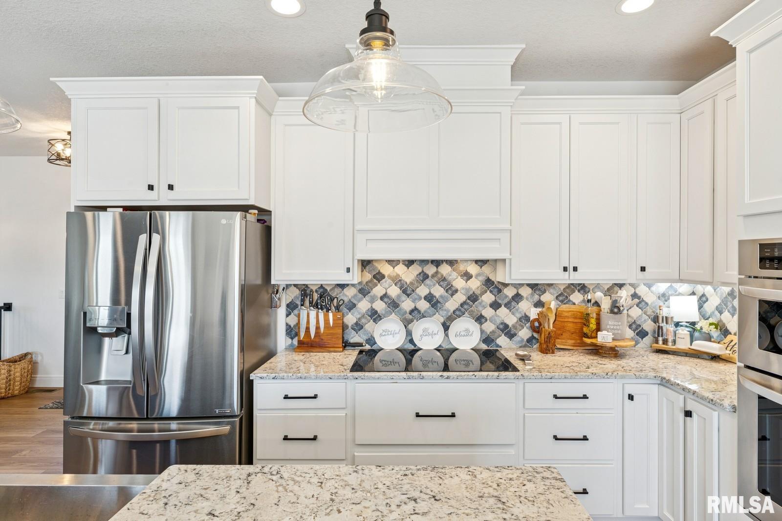 18101 271st Street, Long Grove, Iowa image 11