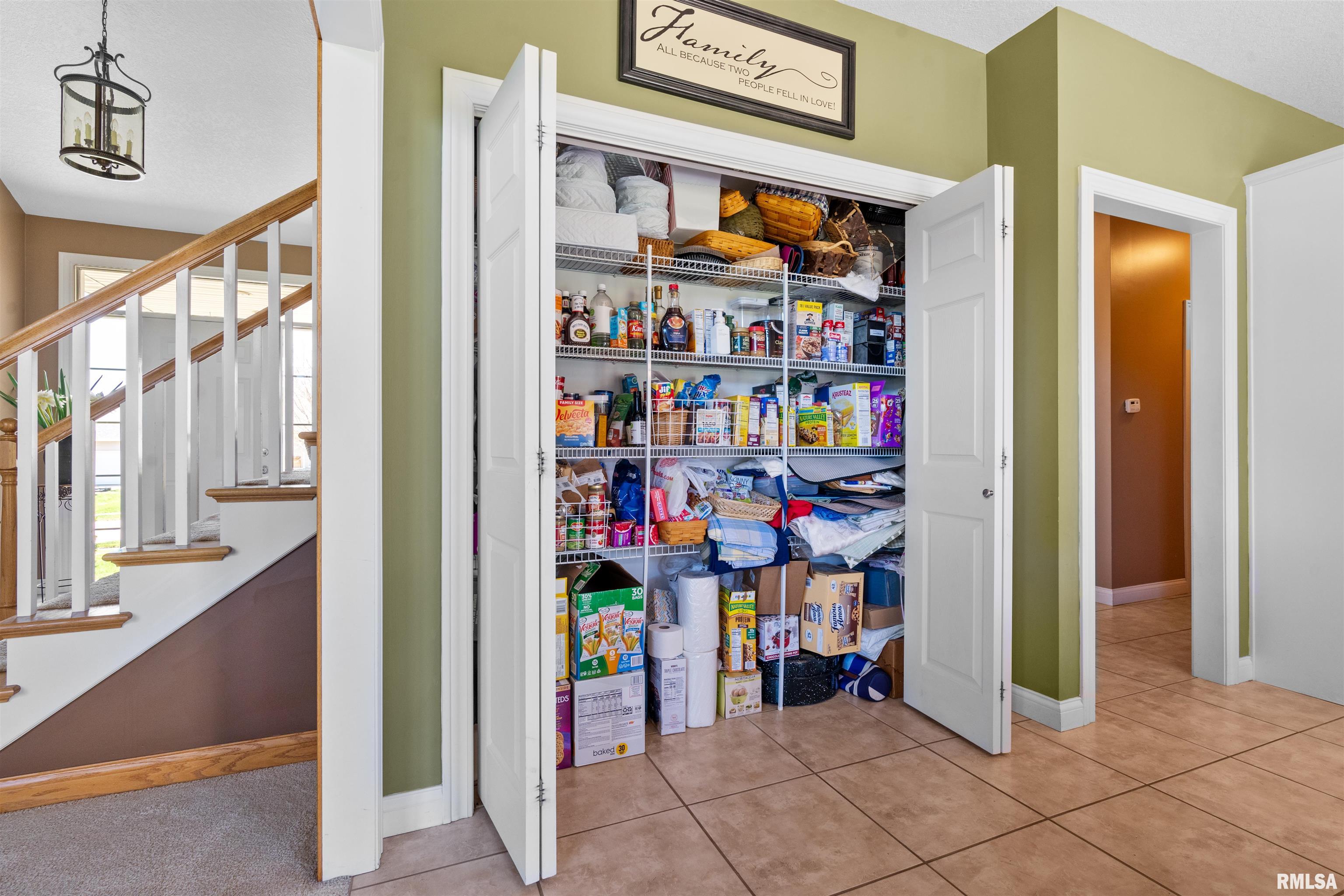 4707 Coventry Court, Davenport, Iowa image 35