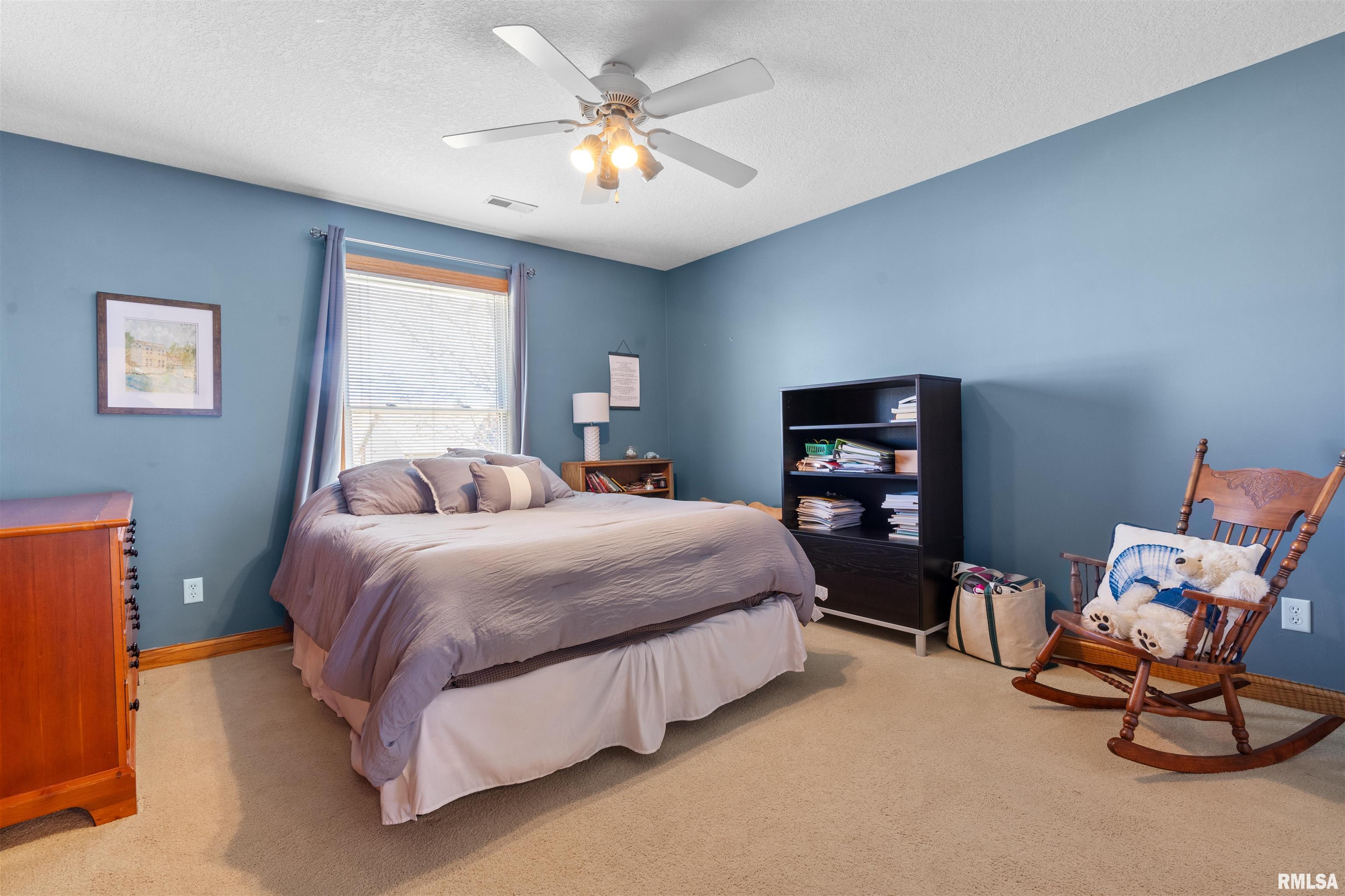 4707 Coventry Court, Davenport, Iowa image 5