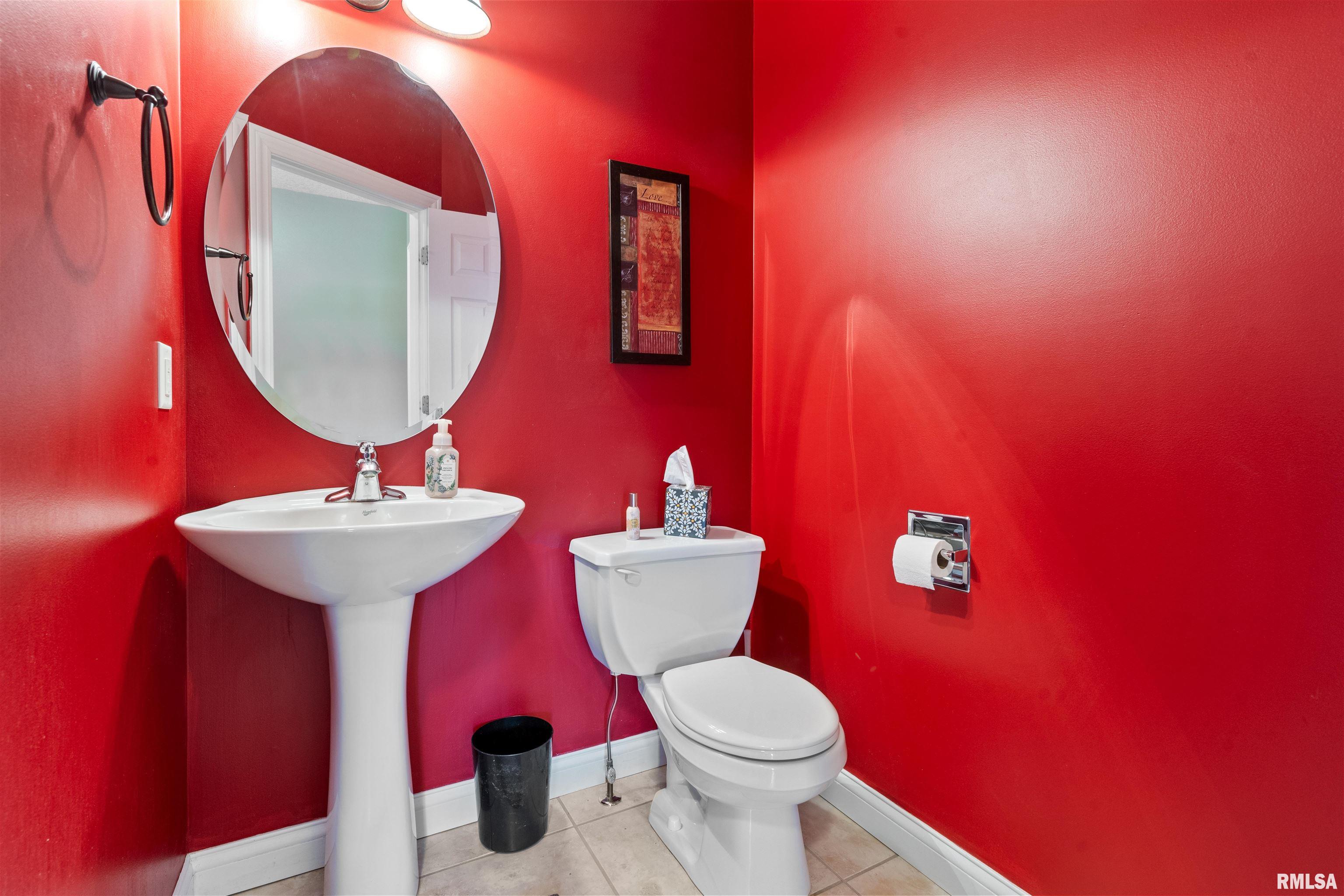 4707 Coventry Court, Davenport, Iowa image 36