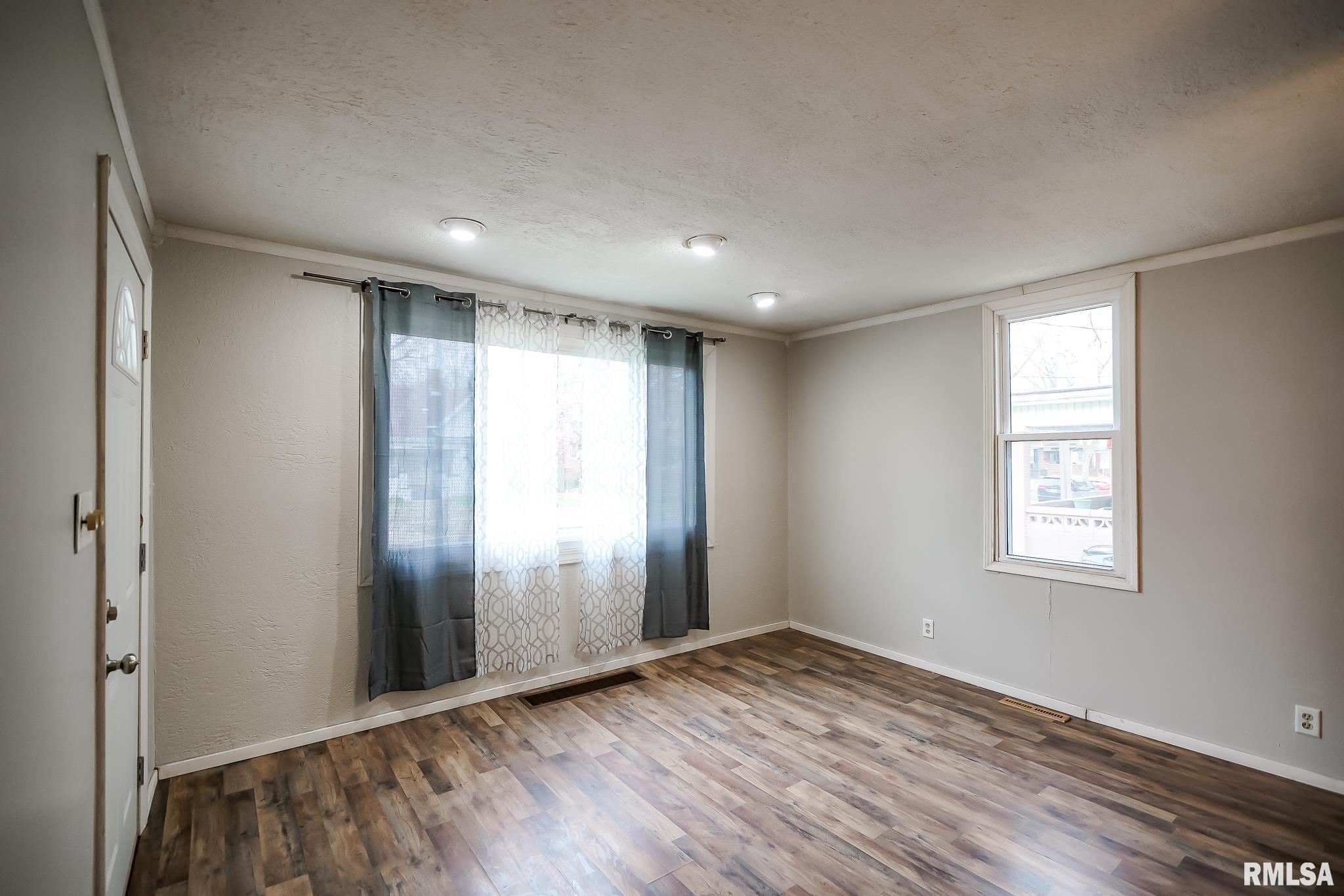 1114 N Garfield Avenue, Peoria, Illinois image 5