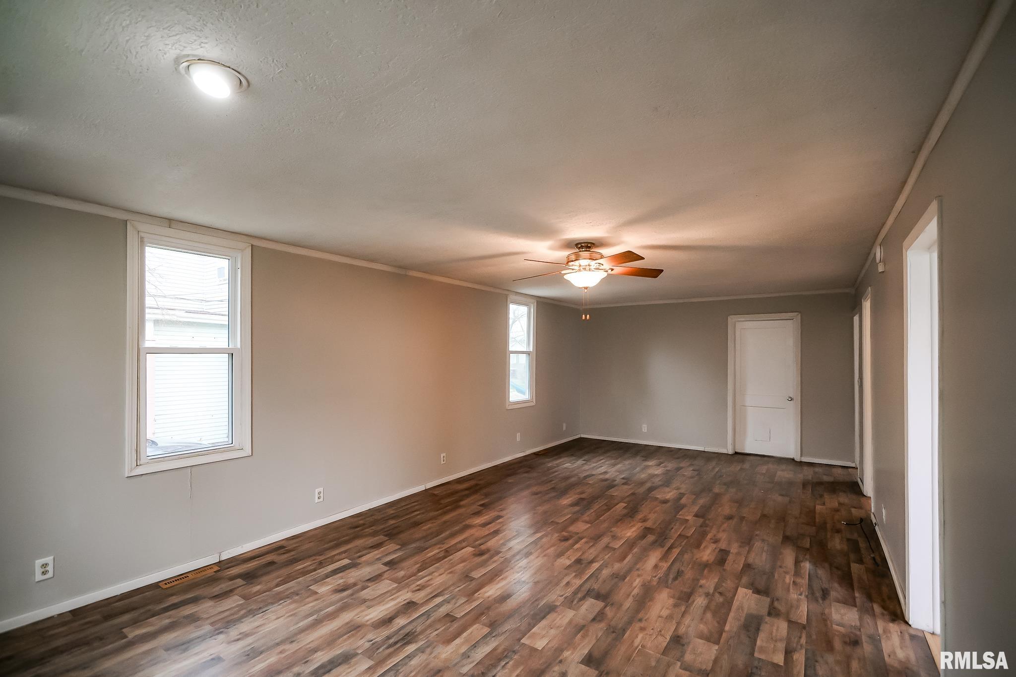 1114 N Garfield Avenue, Peoria, Illinois image 2
