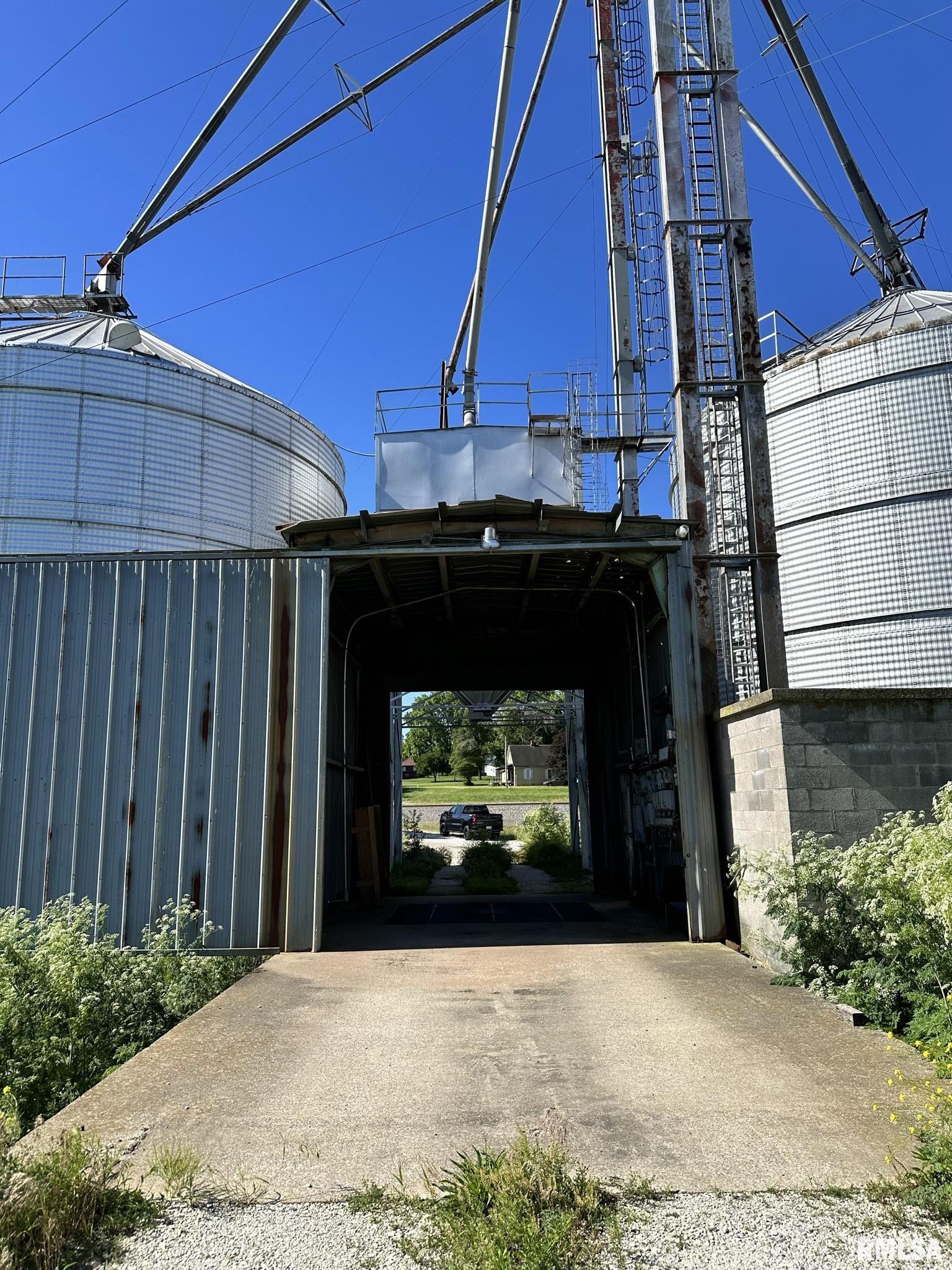 500 N Broadway Street, Table Grove, Illinois image 6