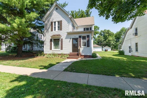 Homes For Sale - 505 W Main Street<br/> Elmwood, IL 61529