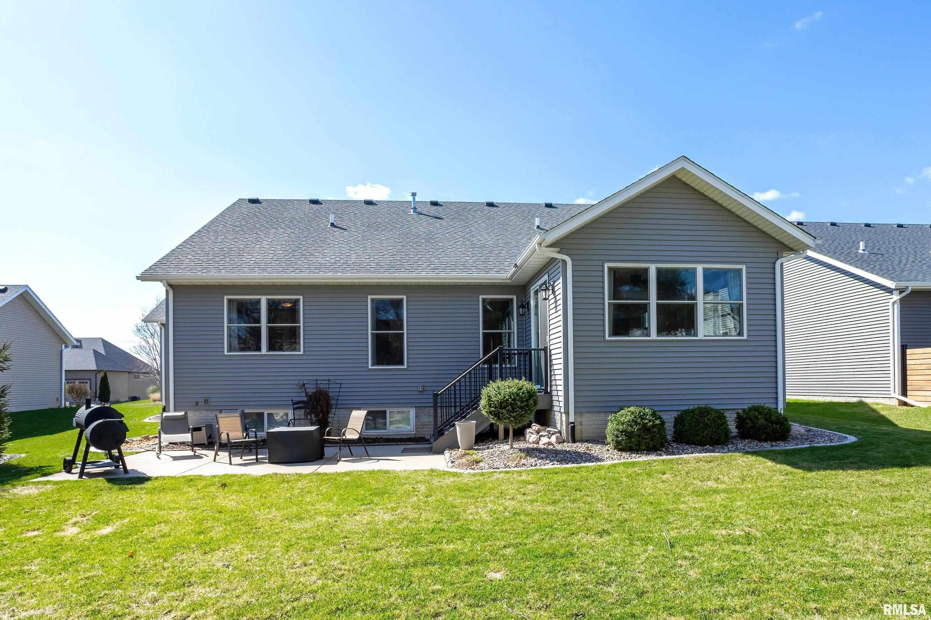 5106 N Richmond Circle, Bettendorf, Iowa image 36