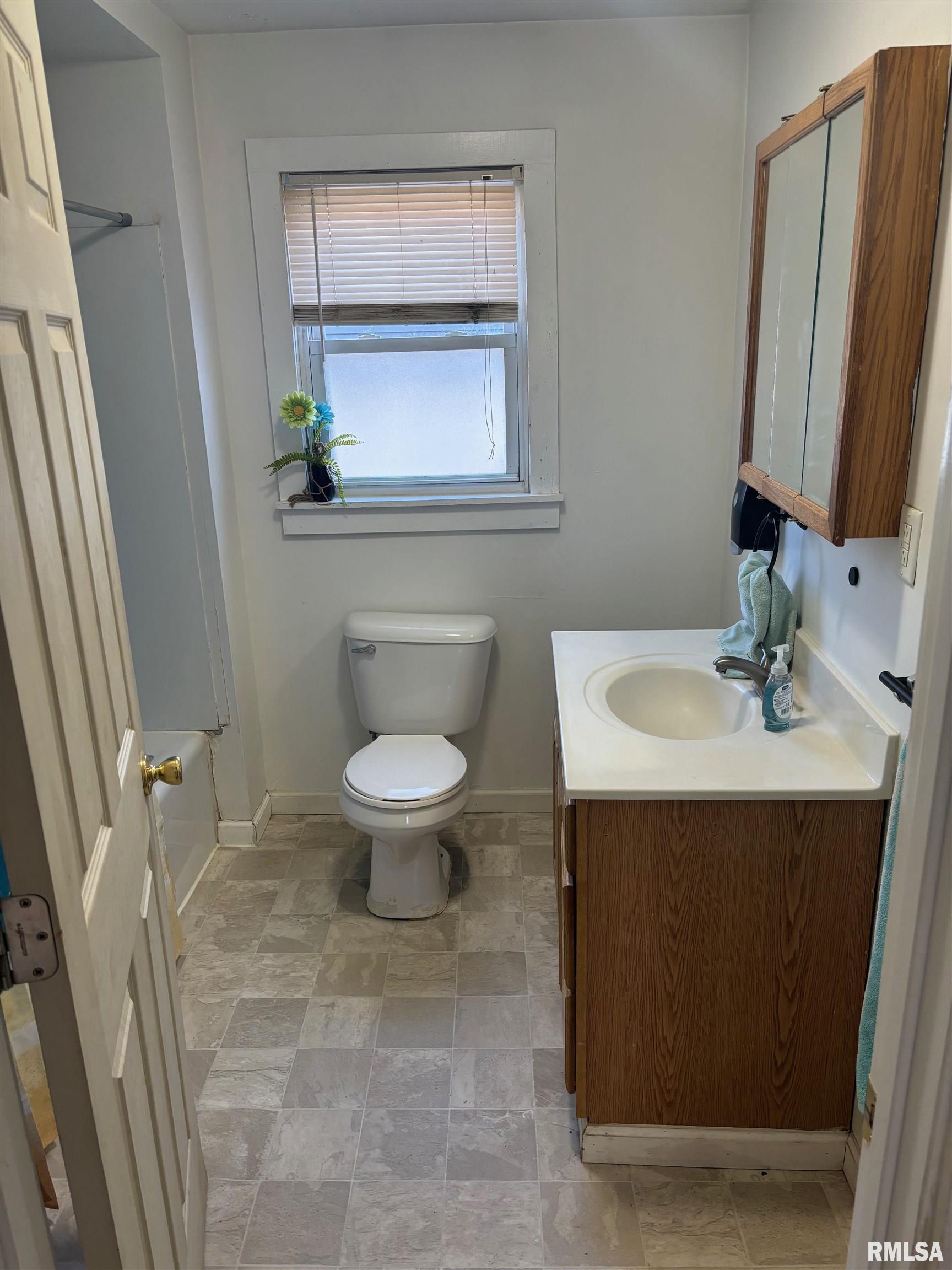 824 E Paris Avenue, Peoria Heights, Illinois image 8