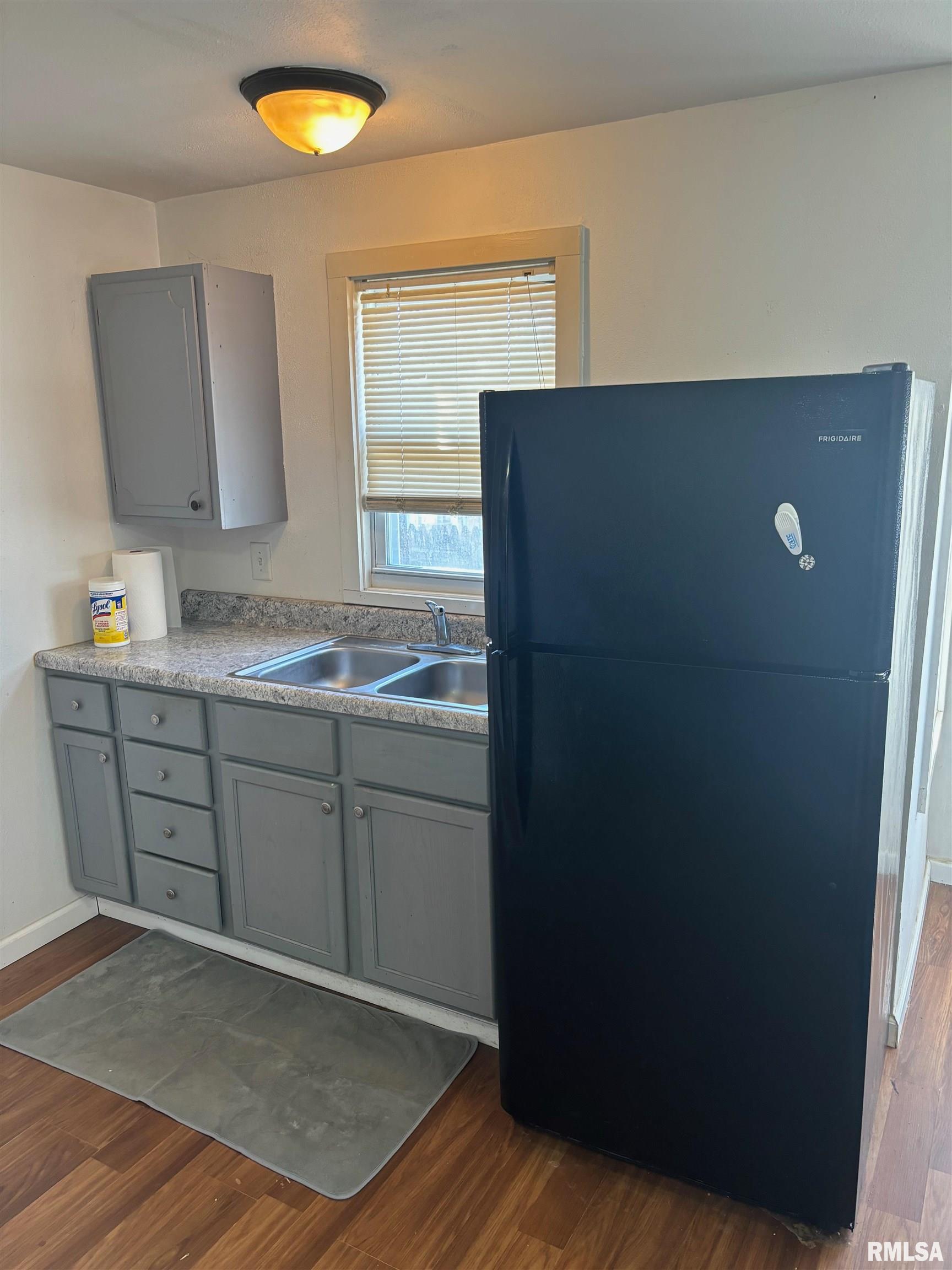 824 E Paris Avenue, Peoria Heights, Illinois image 3