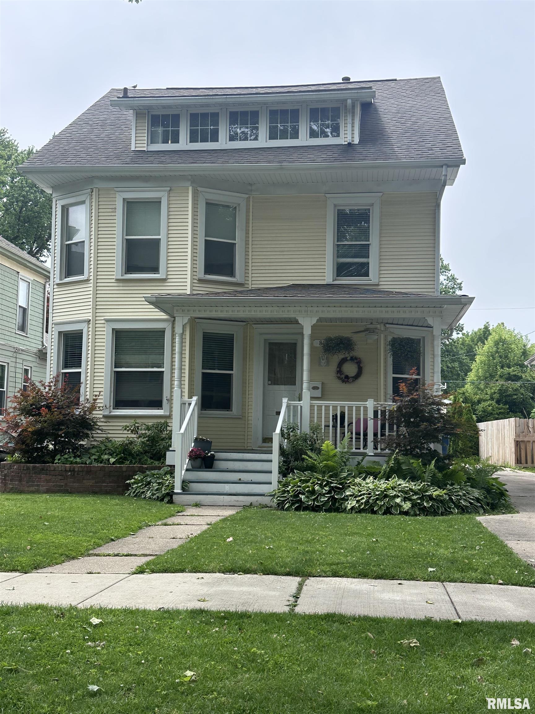 819 S Douglas Avenue, Springfield, Illinois image 1