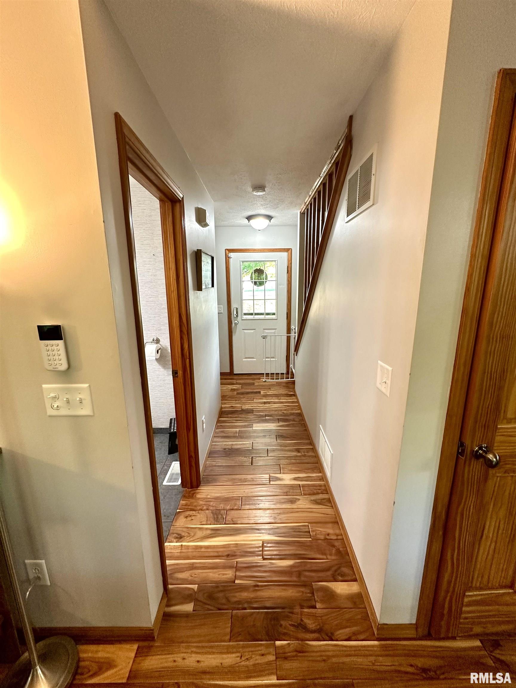 548 Heritage Drive, Mackinaw, Illinois image 10