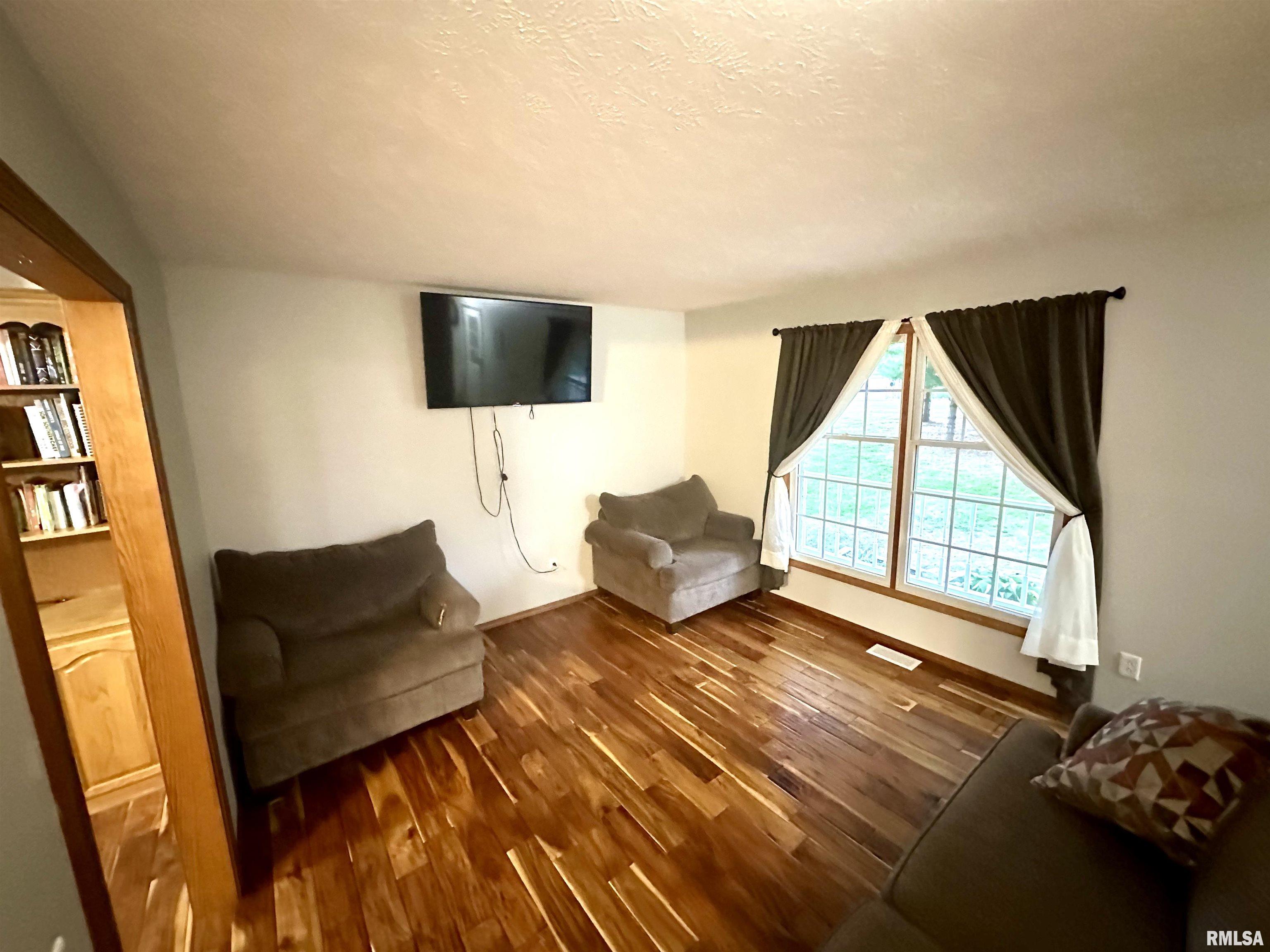548 Heritage Drive, Mackinaw, Illinois image 21