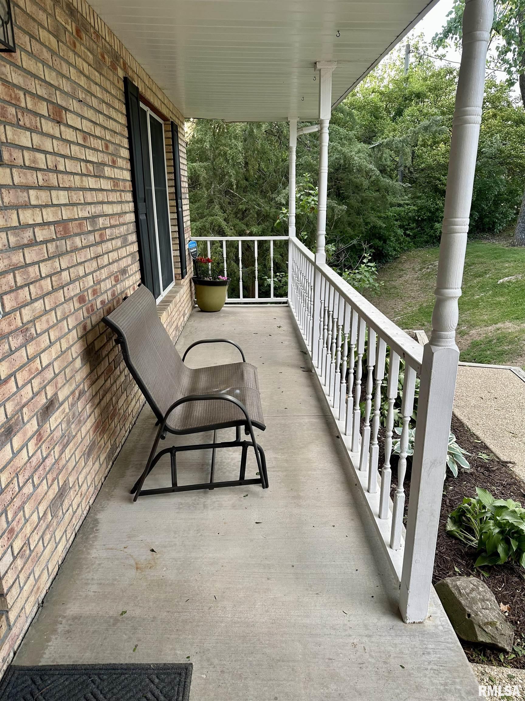 548 Heritage Drive, Mackinaw, Illinois image 6