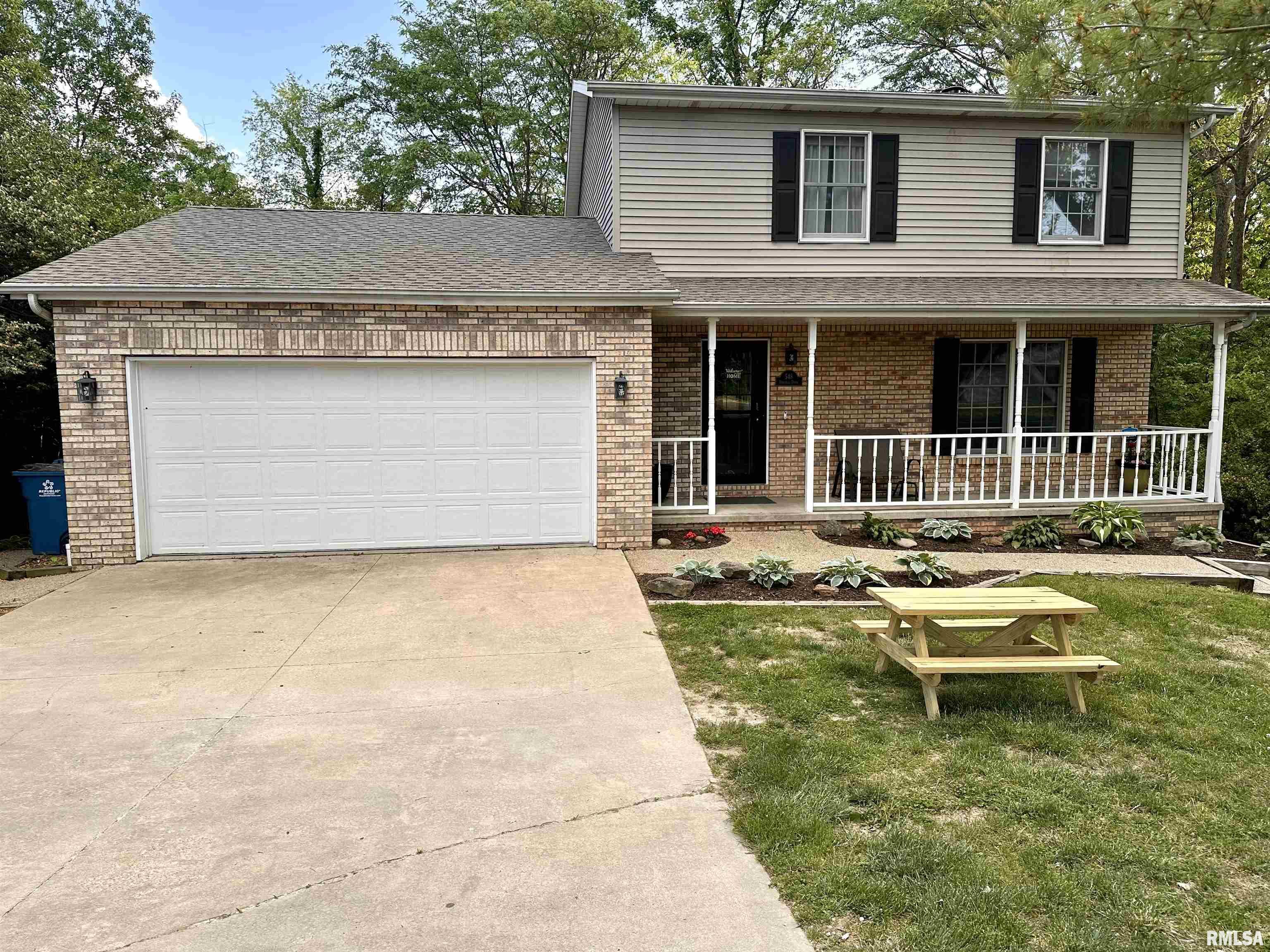 548 Heritage Drive, Mackinaw, Illinois image 1