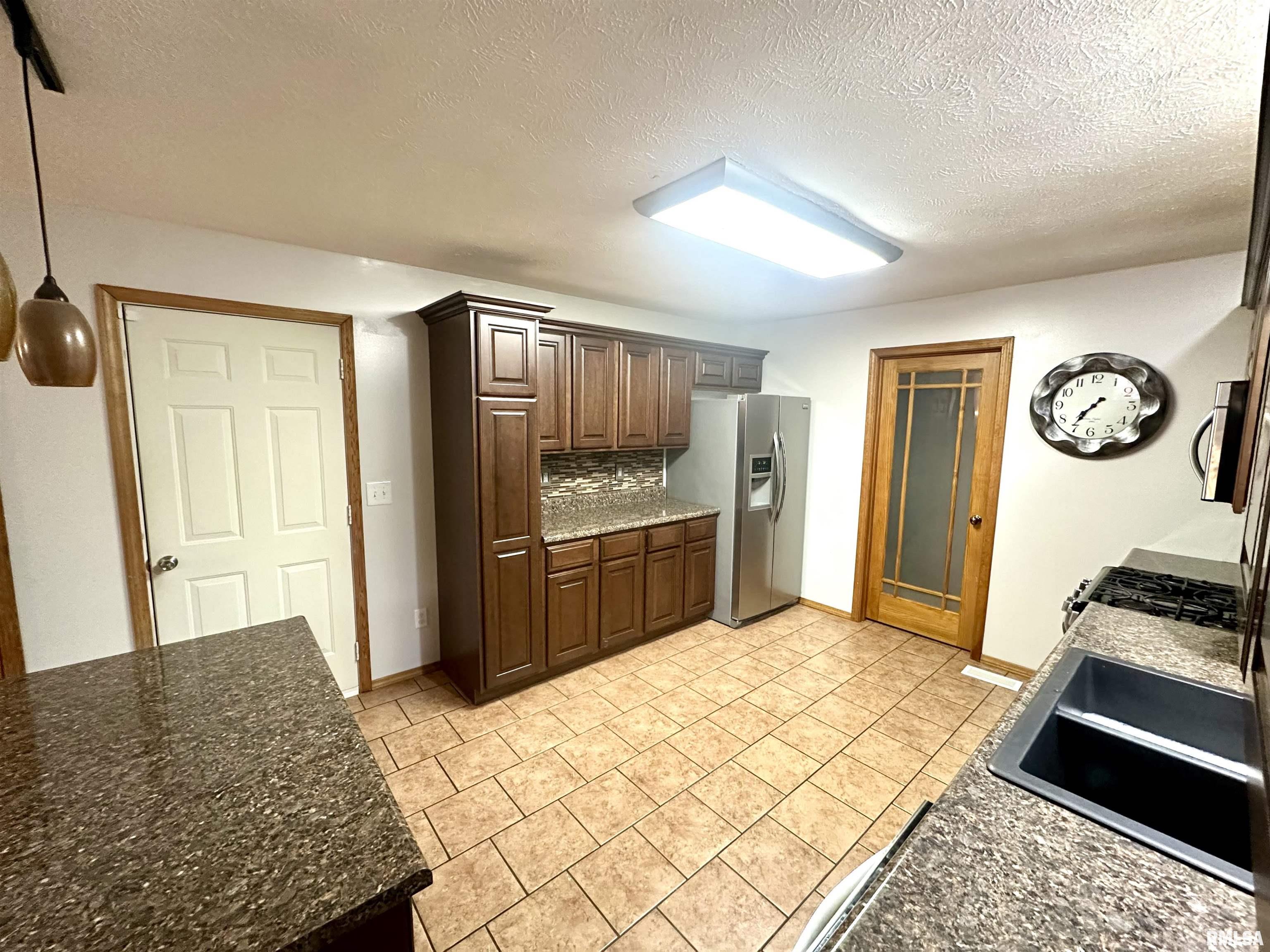 548 Heritage Drive, Mackinaw, Illinois image 16