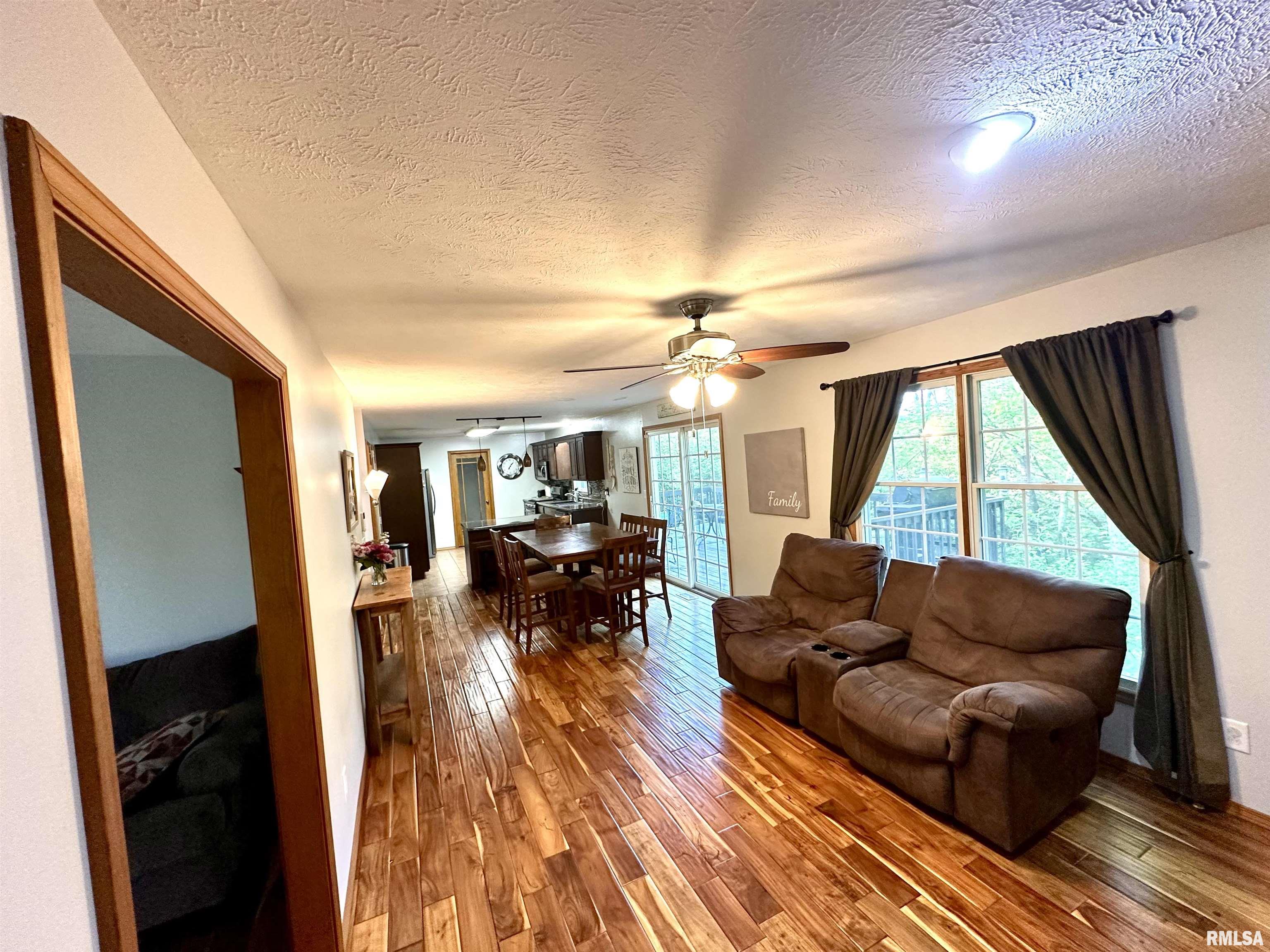 548 Heritage Drive, Mackinaw, Illinois image 14