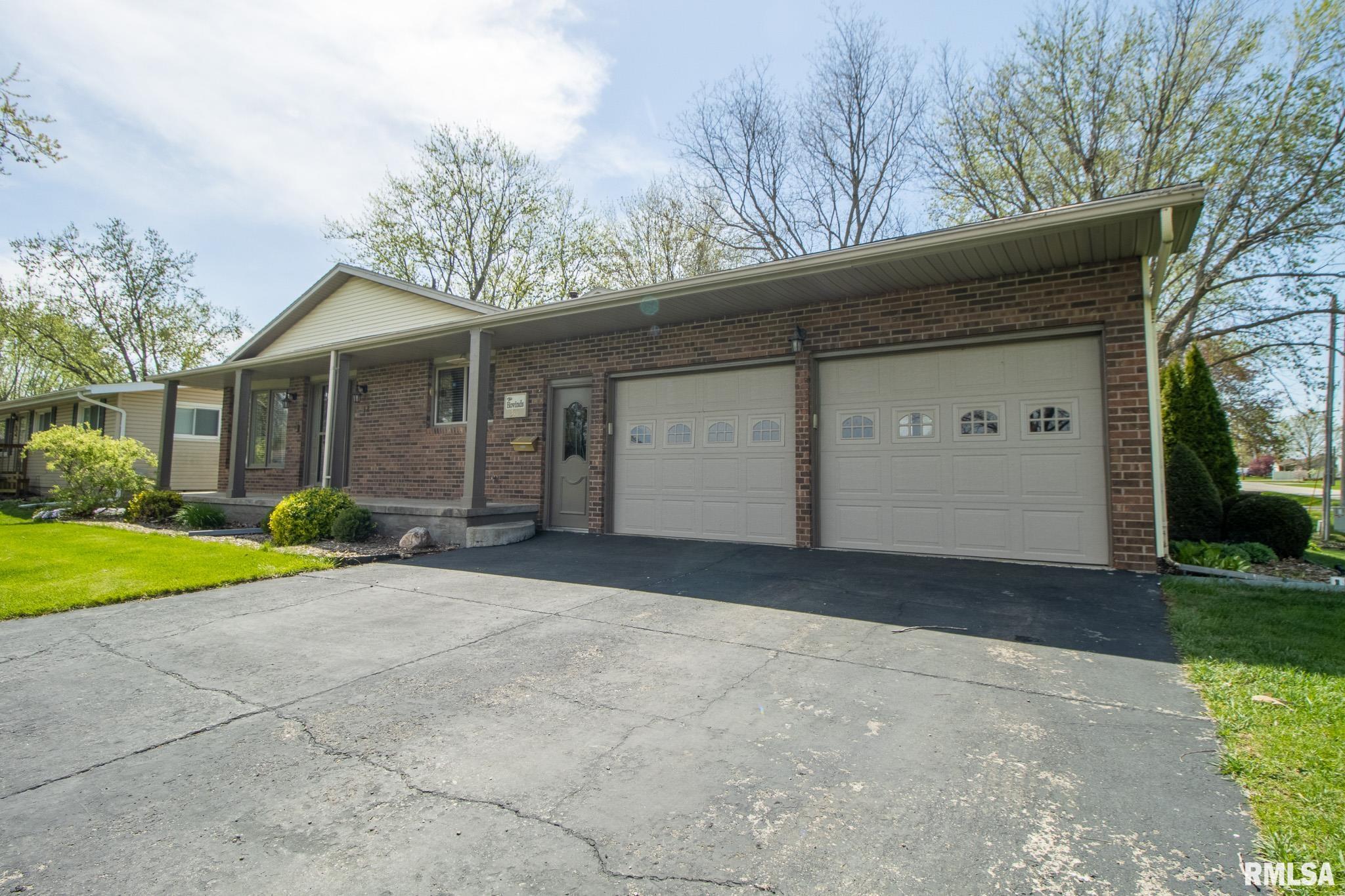 312 N Cedar Street, Abingdon, Illinois image 4