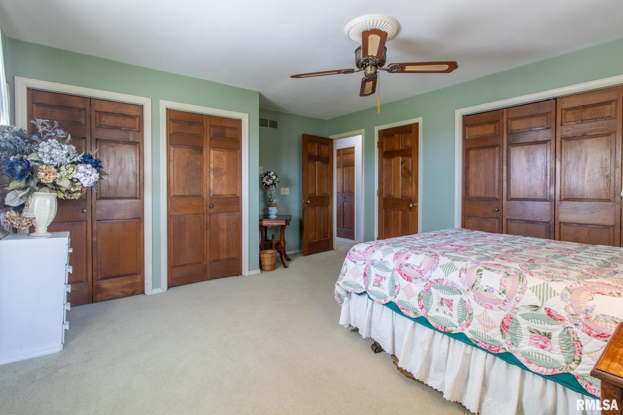 312 N Cedar Street, Abingdon, Illinois image 24