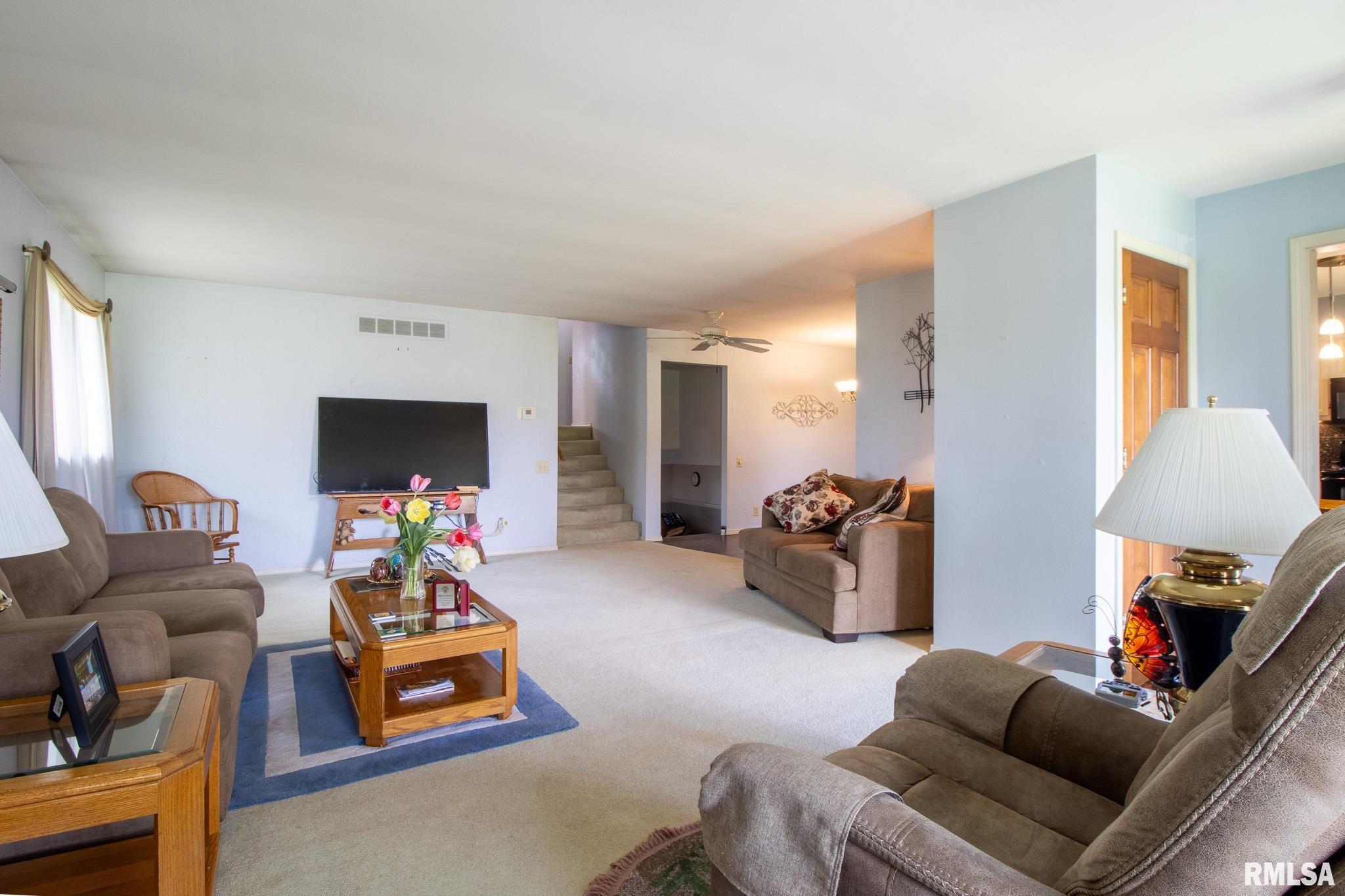 312 N Cedar Street, Abingdon, Illinois image 15